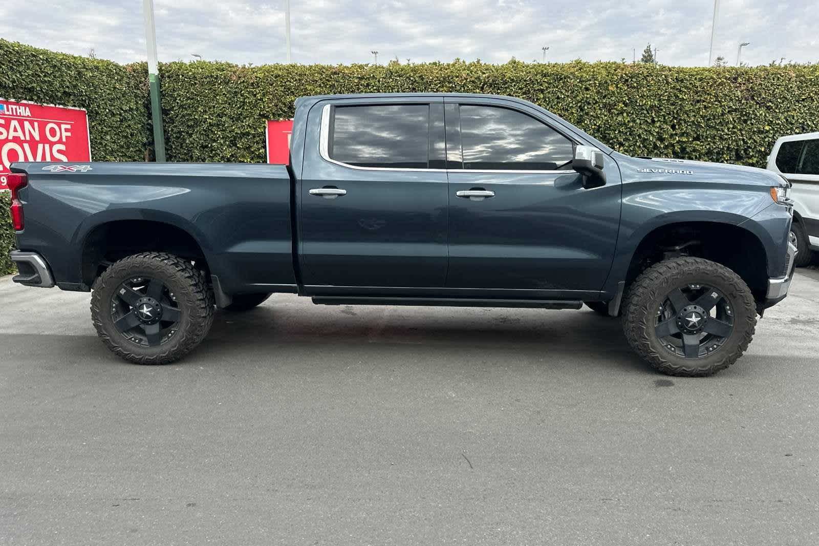 2020 Chevrolet Silverado 1500 LTZ 4WD Crew Cab 157 9