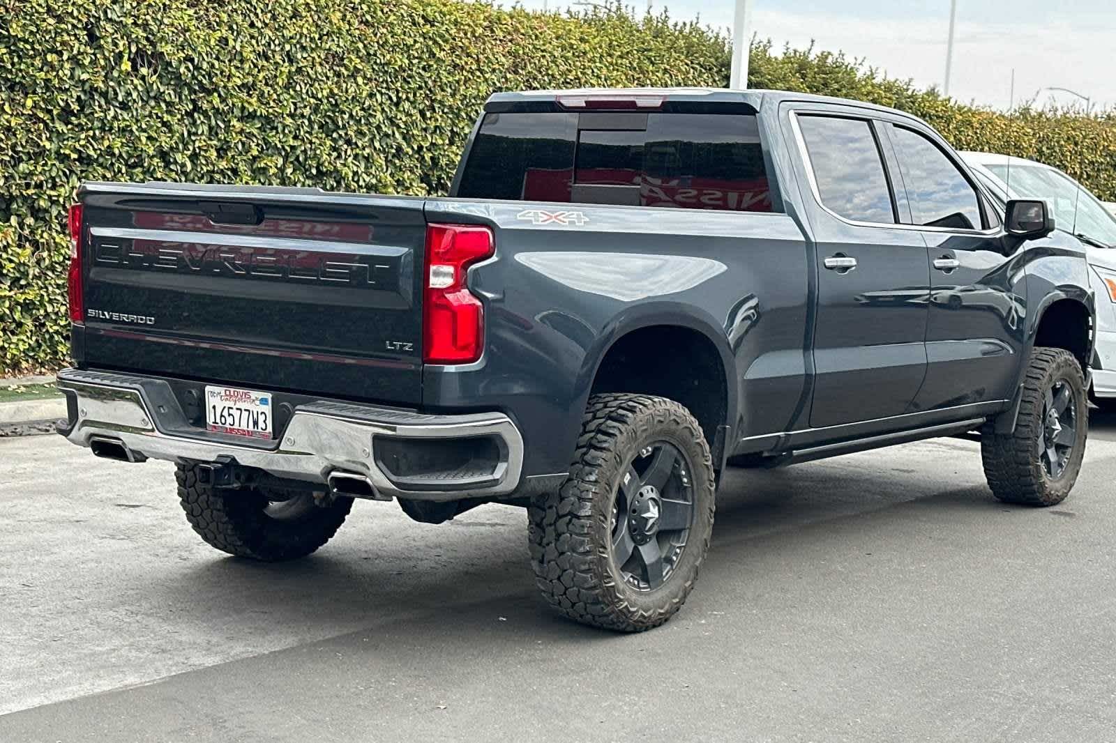 2020 Chevrolet Silverado 1500 LTZ 4WD Crew Cab 157 3