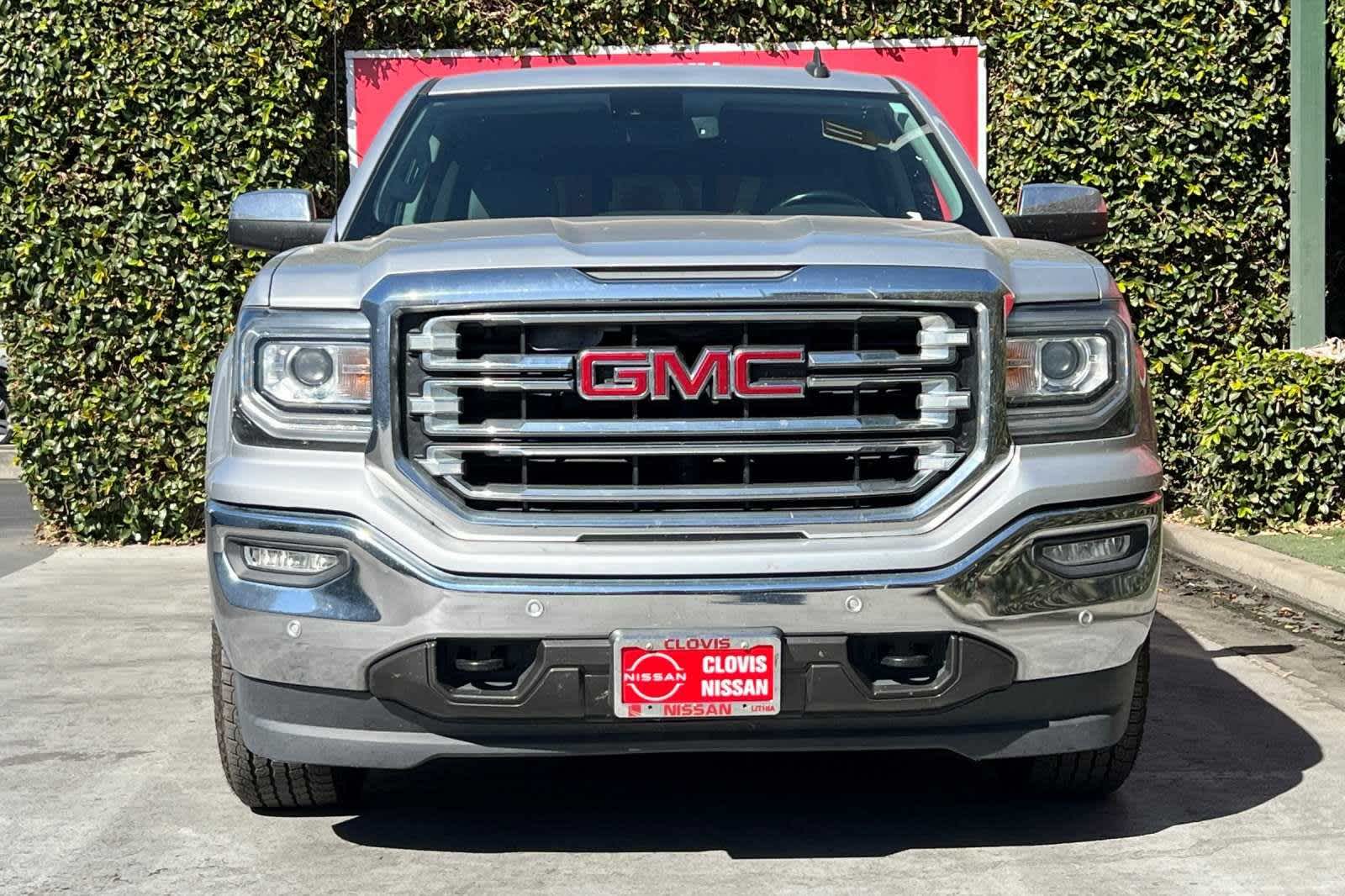 2017 GMC Sierra 1500 SLT 4WD Crew Cab 143.5 11