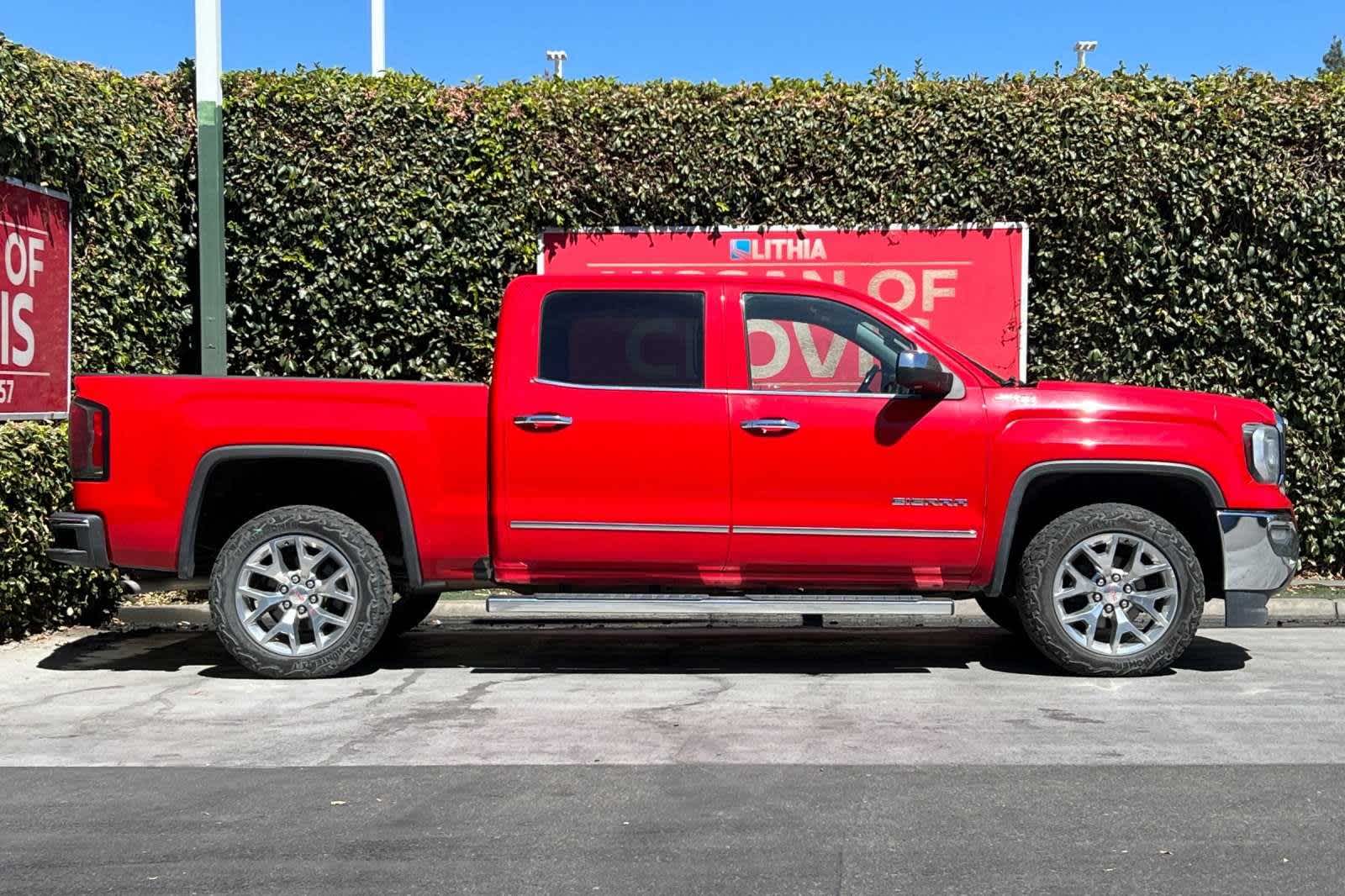 2018 GMC Sierra 1500 SLT 4WD Crew Cab 143.5 9