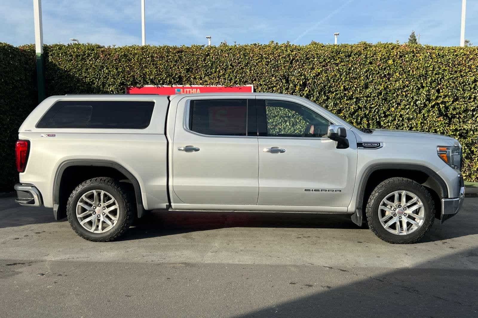 2020 GMC Sierra 1500 SLT 4WD Crew Cab 147 9