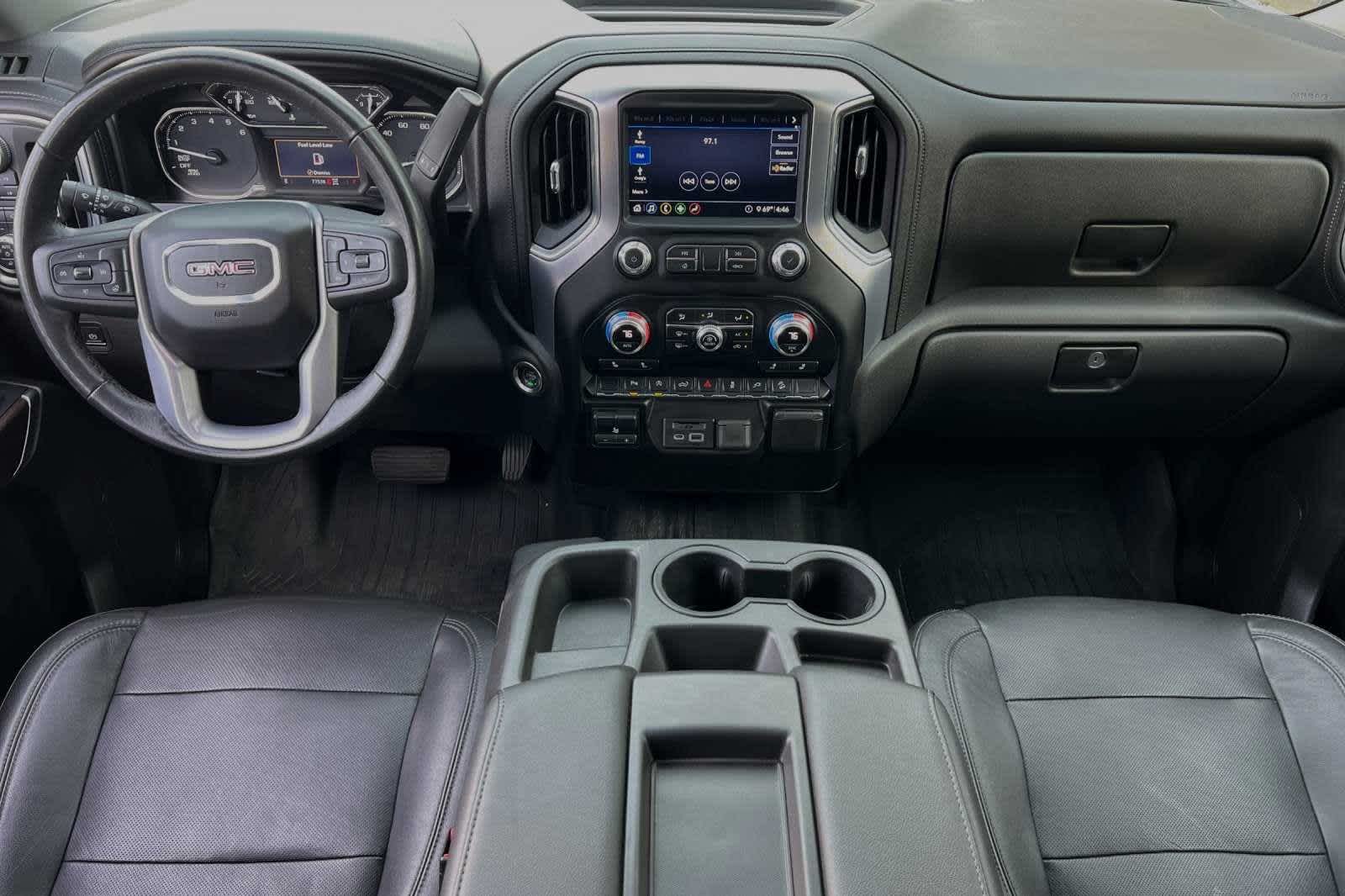 2020 GMC Sierra 1500 SLT 4WD Crew Cab 147 4