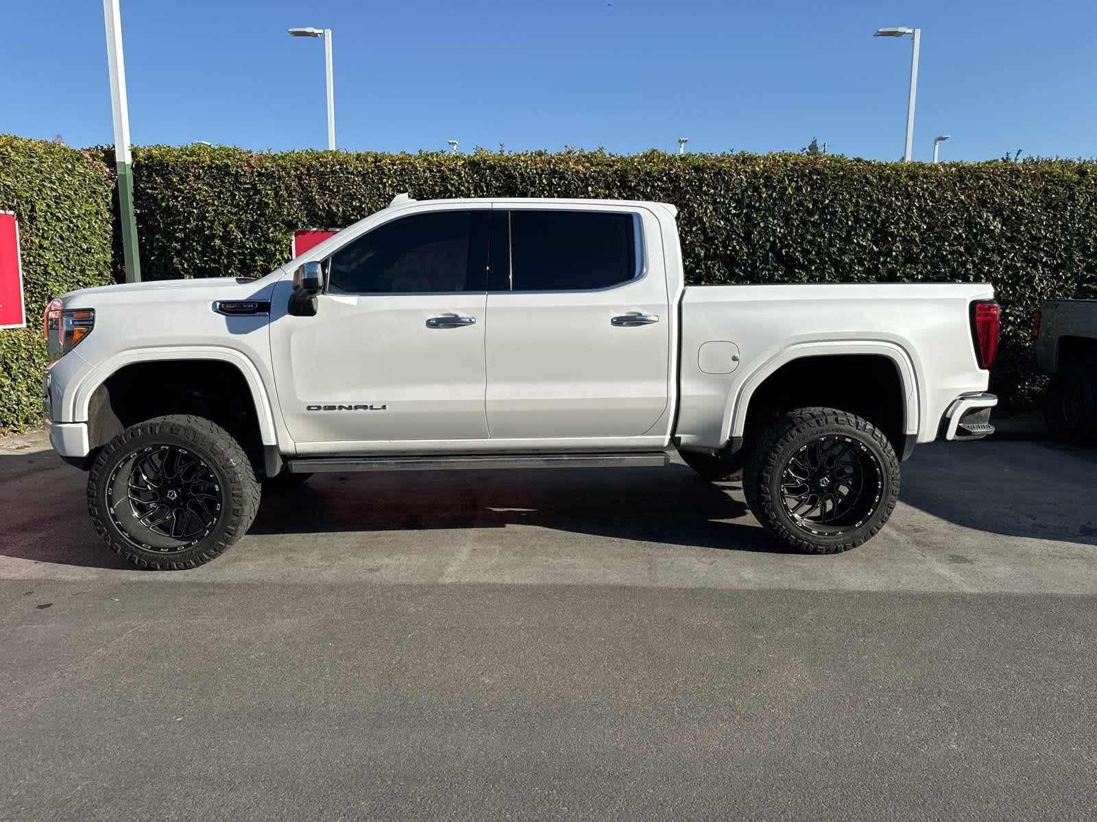 2020 GMC Sierra 1500 Denali 4WD Crew Cab 147 12