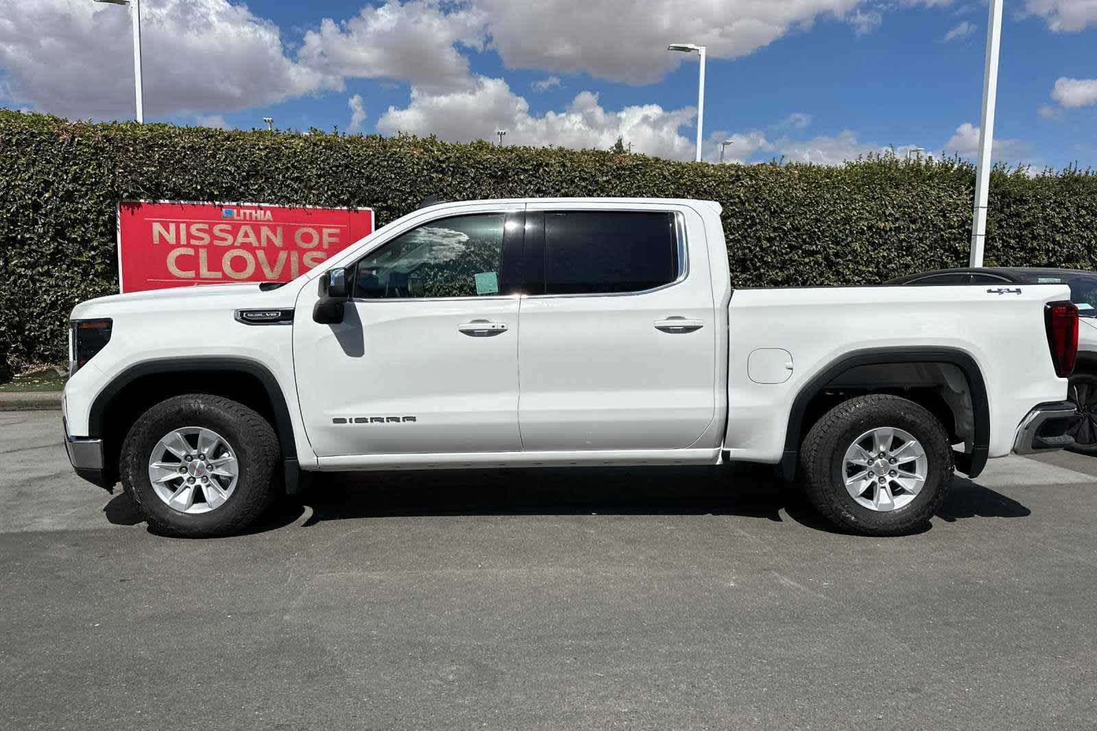 2023 GMC Sierra 1500 SLE 4WD Crew Cab 147 6