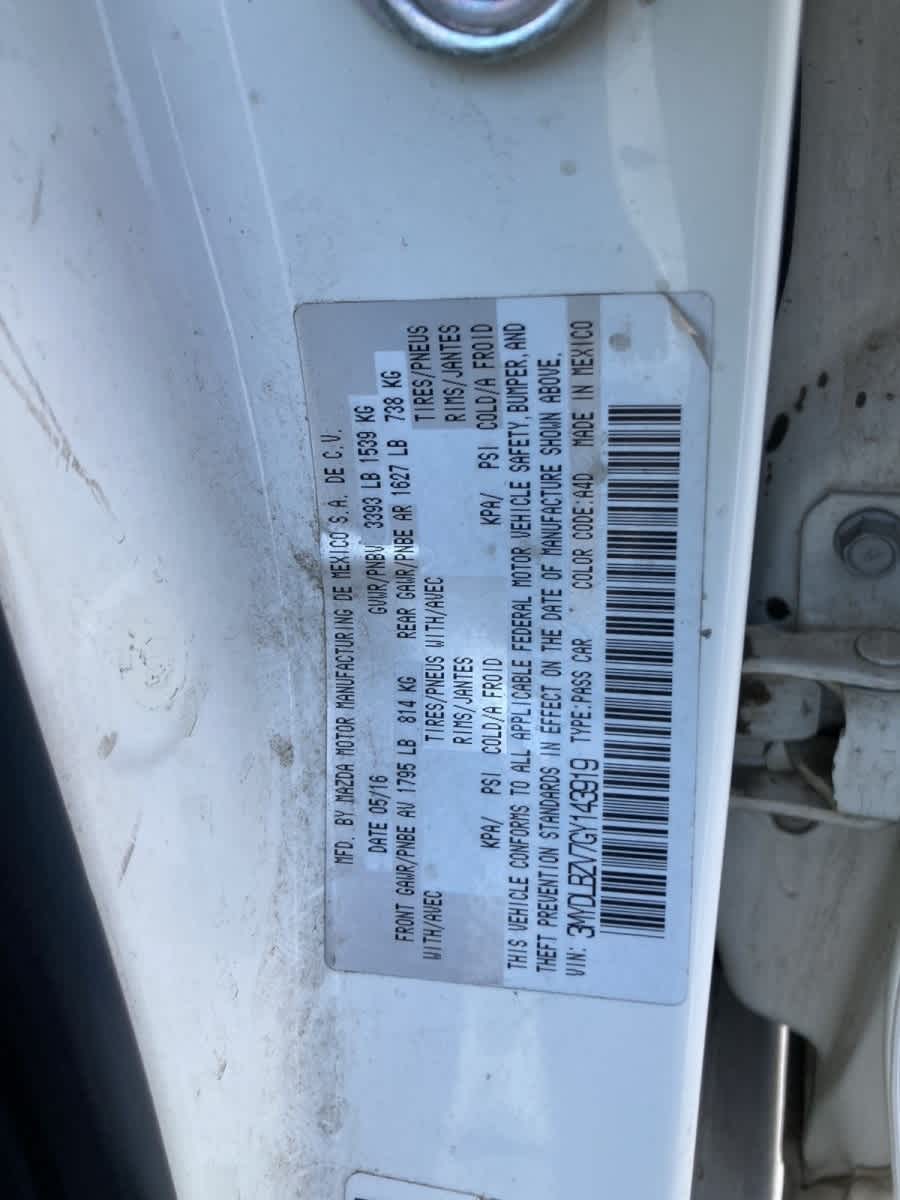 2016 Scion iA BASE 32