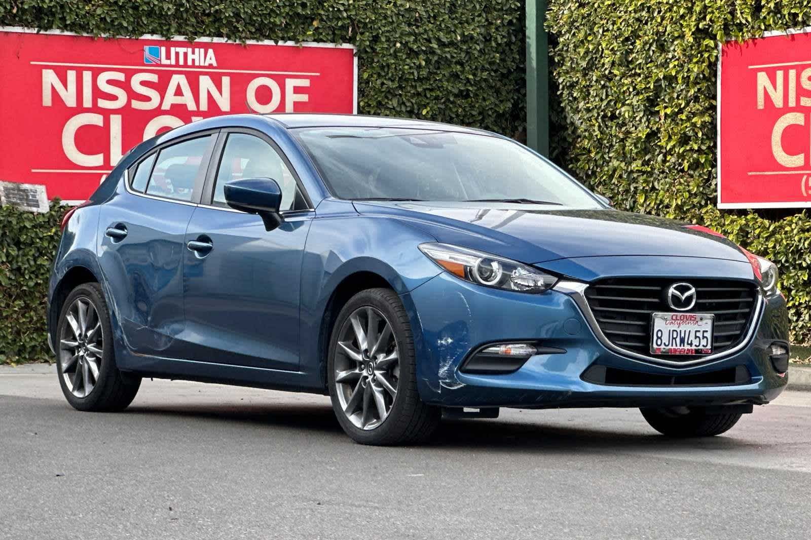 2018 Mazda Mazda3 5-Door Touring 10