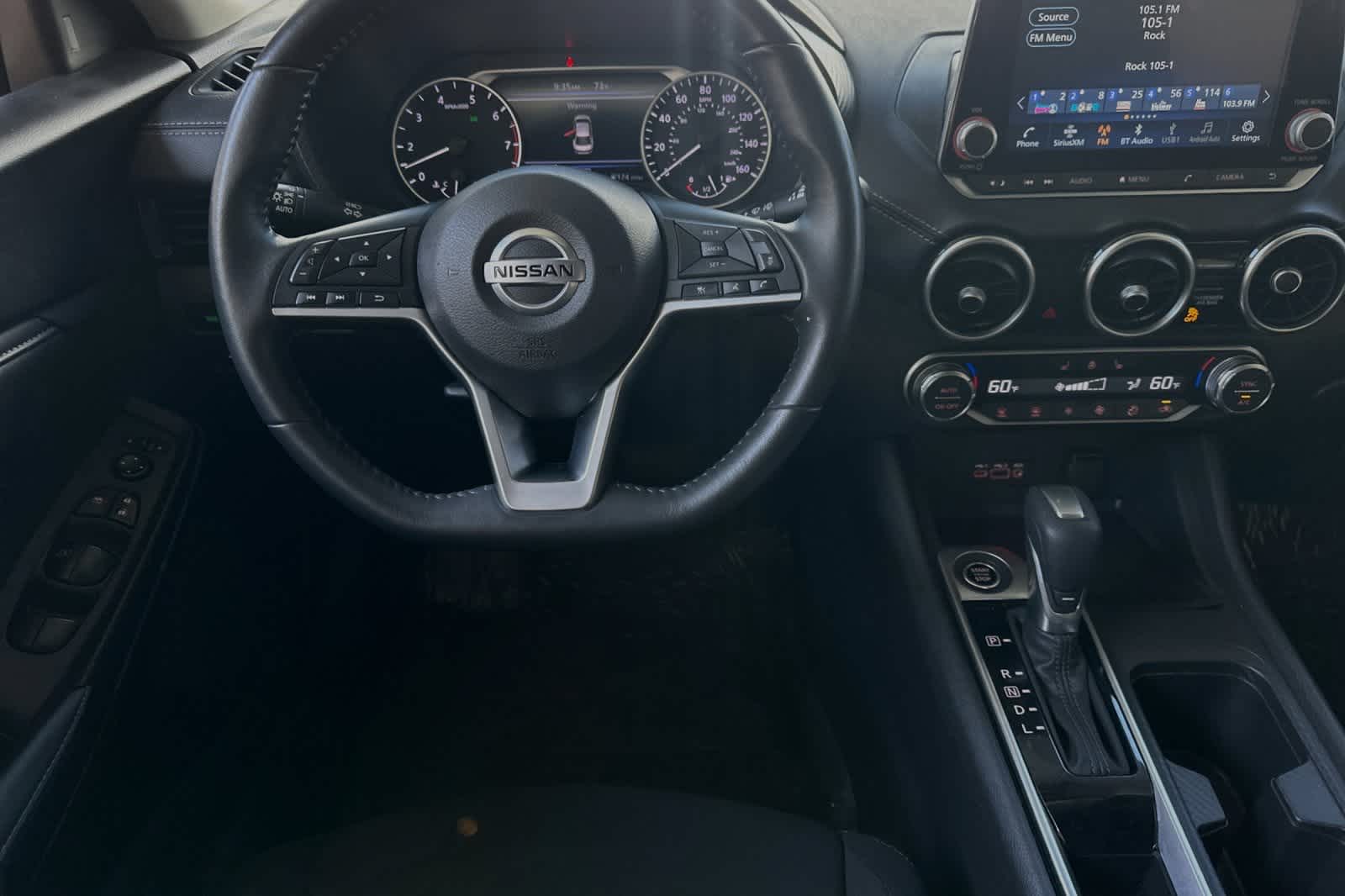 2023 Nissan Sentra SV 17