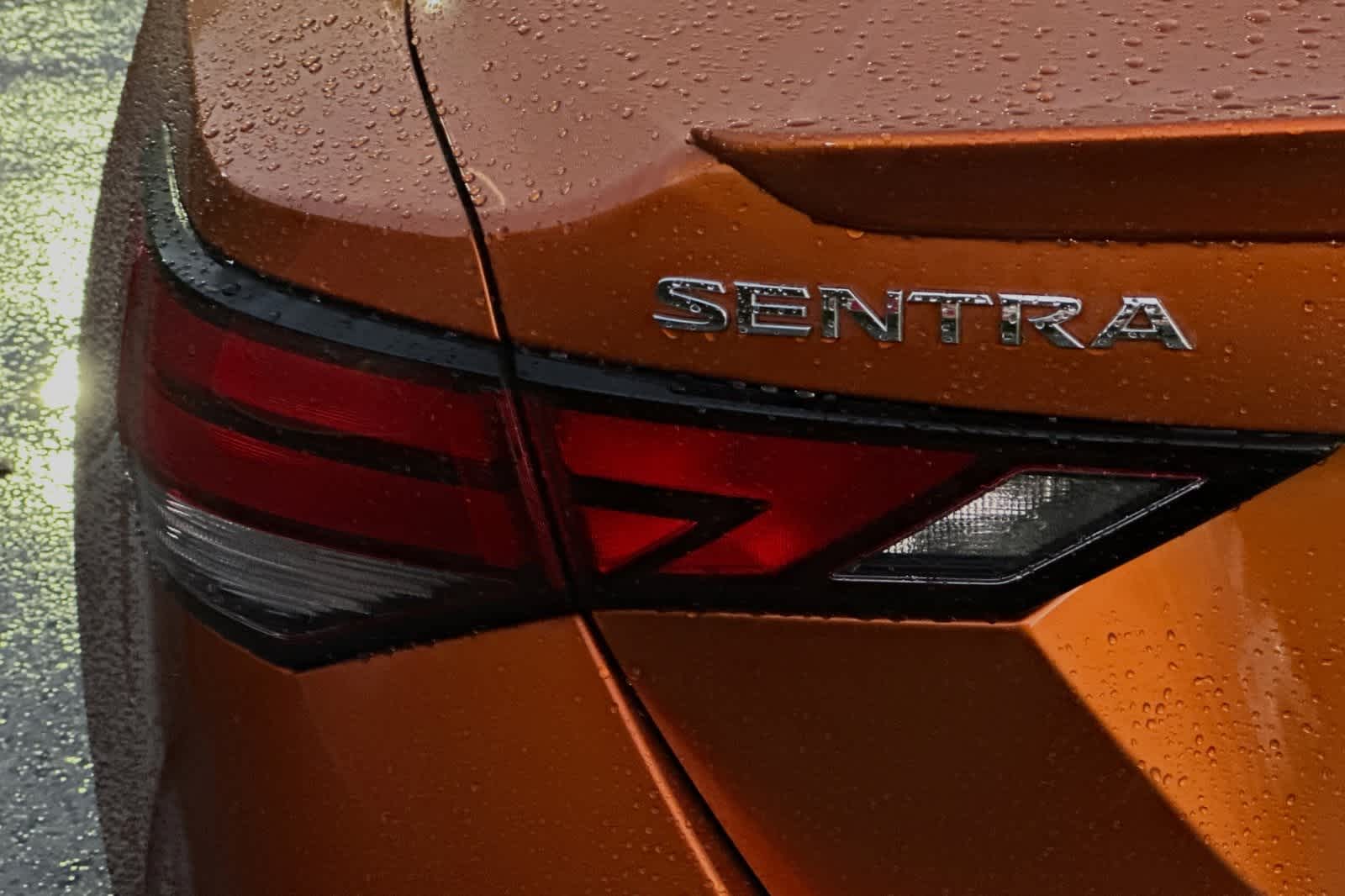 2023 Nissan Sentra SR 14