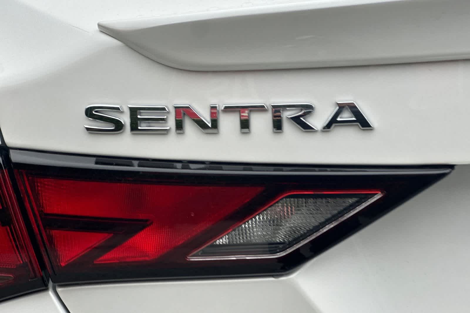 2025 Nissan Sentra SR 13