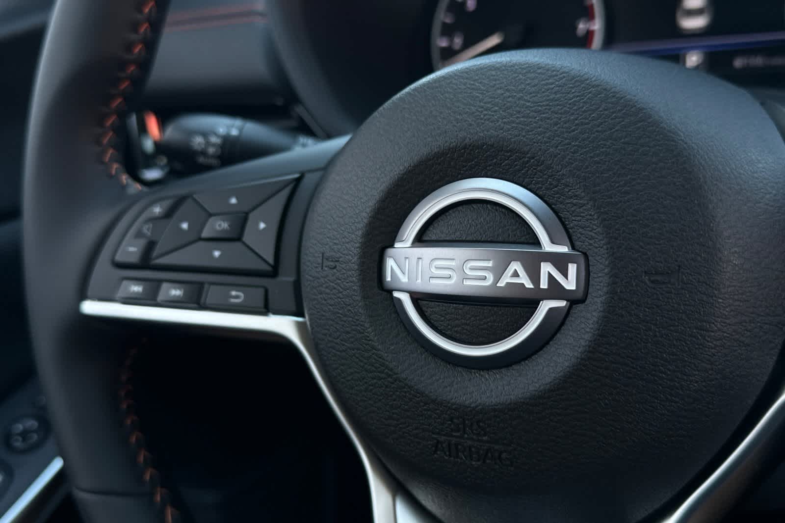 2025 Nissan Sentra SR 27