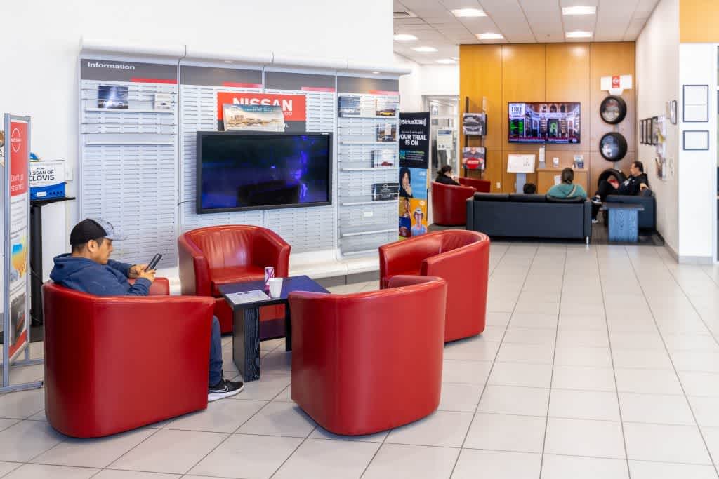2026 Nissan Sentra SV - Photo 37