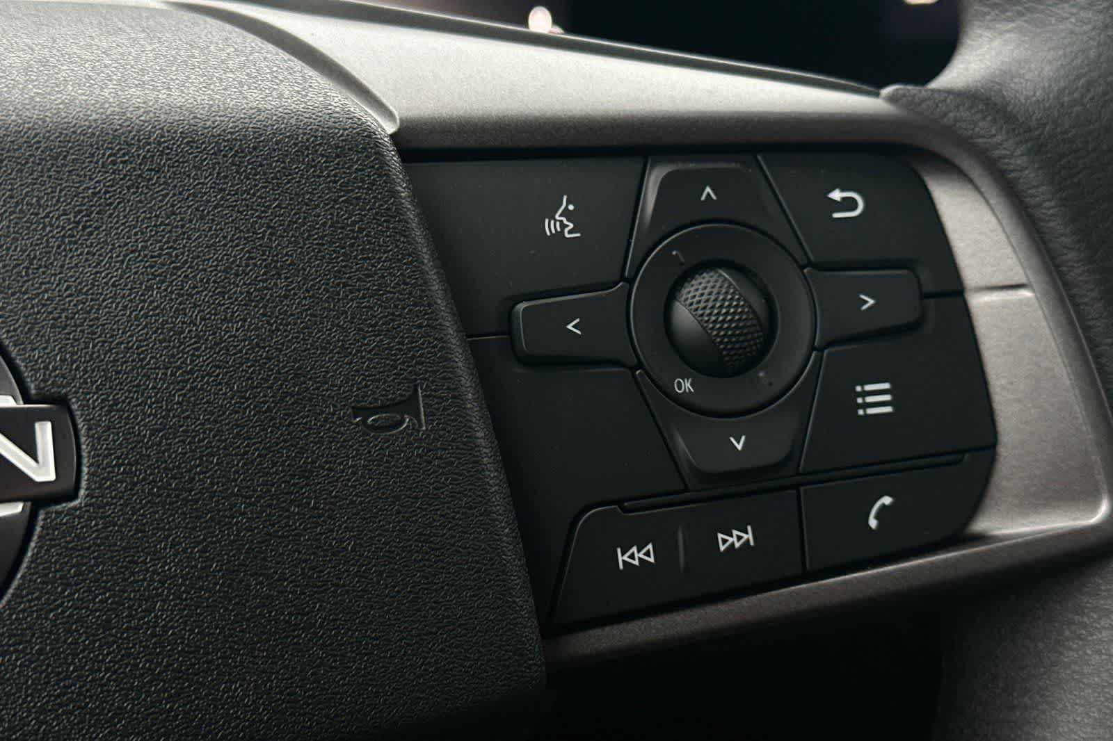 2026 Nissan Sentra SV - Photo 28