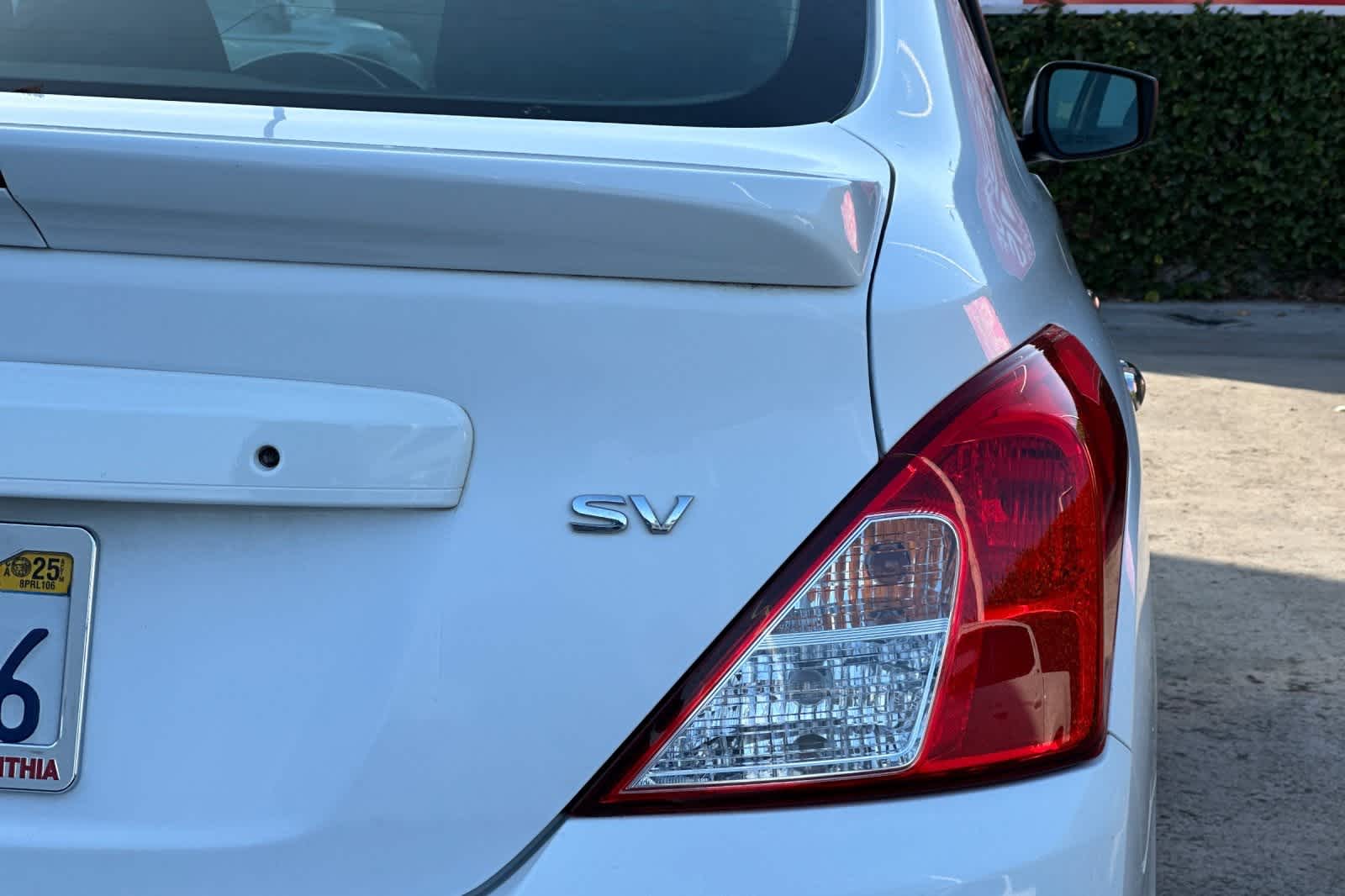 2019 Nissan Versa SV 13