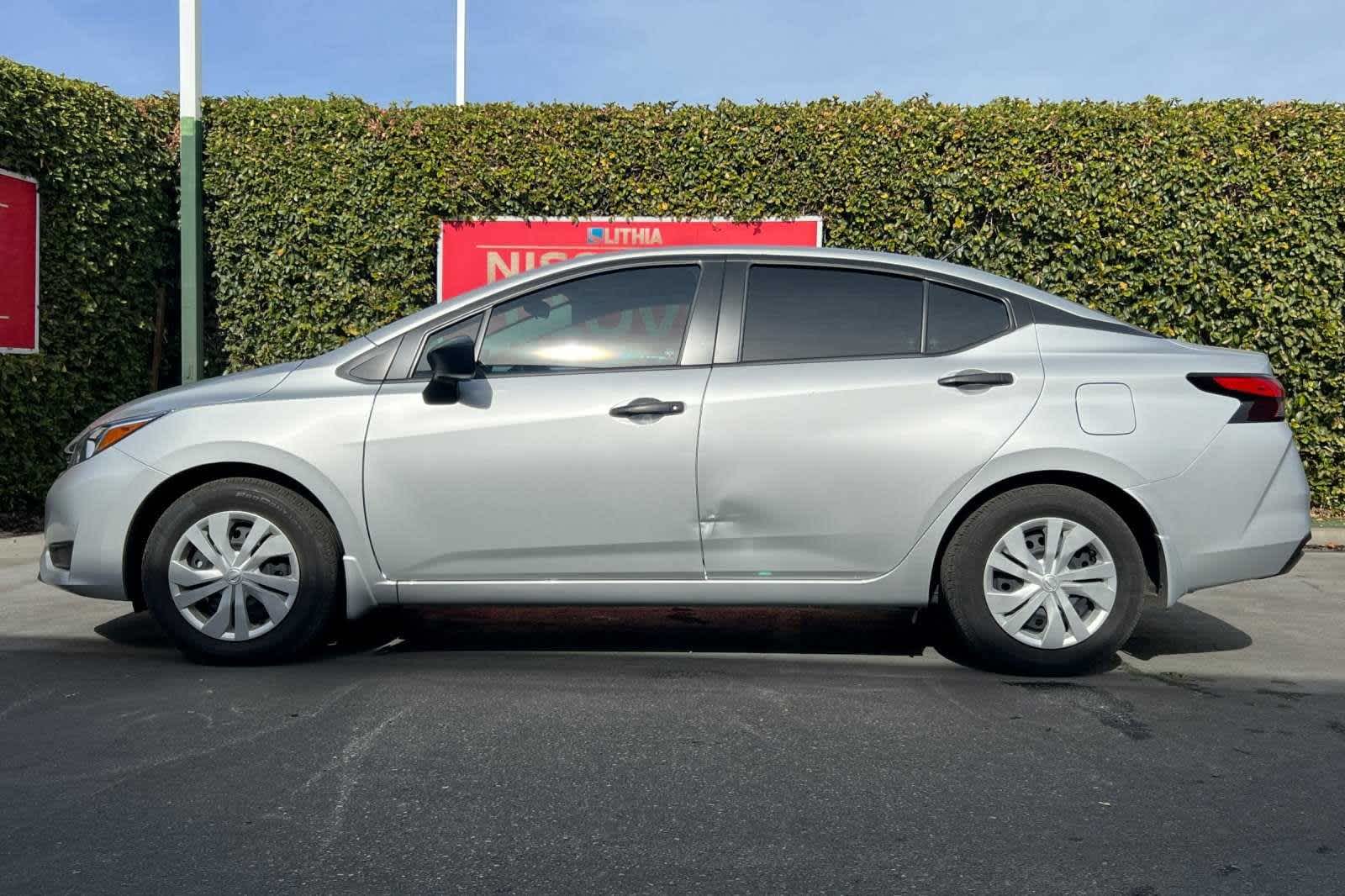 2024 Nissan Versa S 6