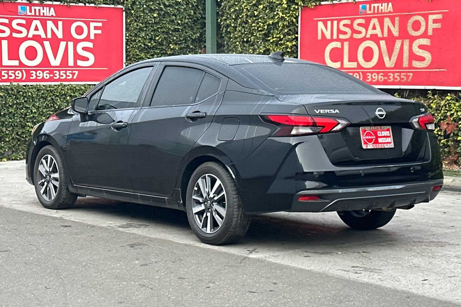 2023 Nissan Versa SV 7