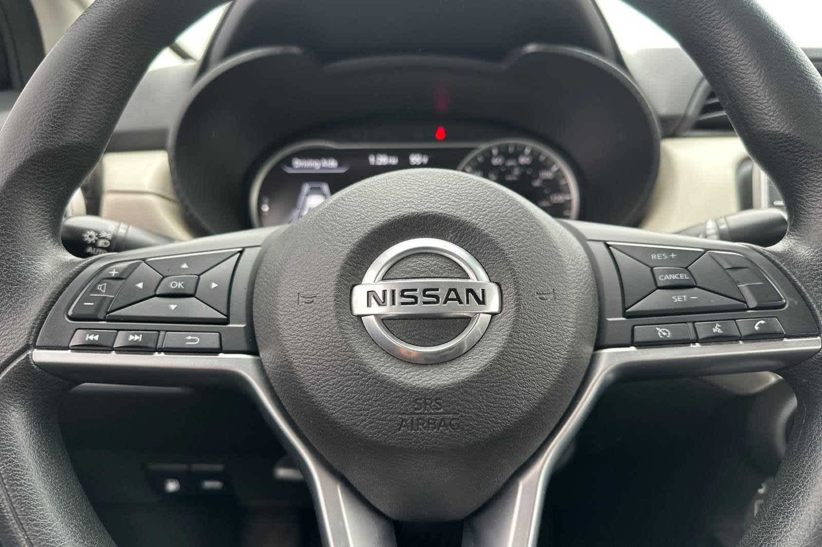 2021 Nissan Versa SV 25