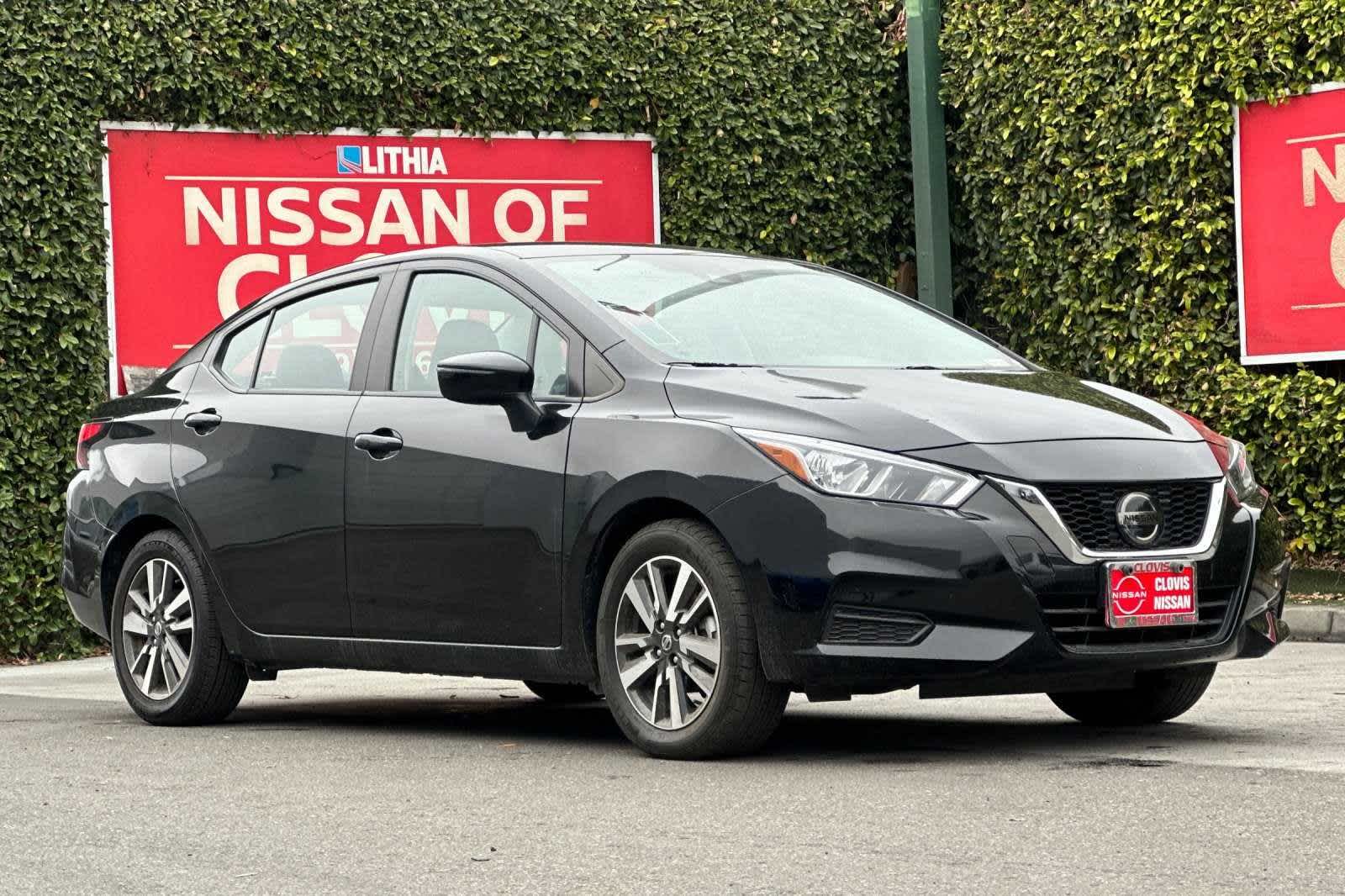 2021 Nissan Versa SV 10