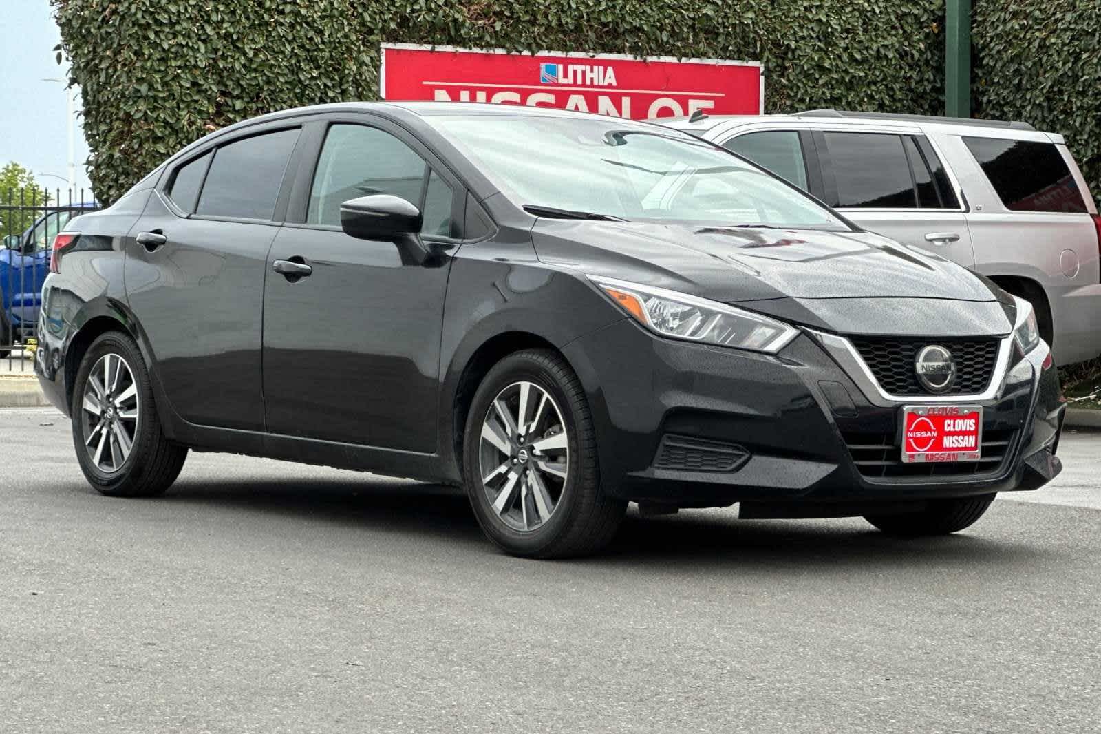 2021 Nissan Versa SV 10