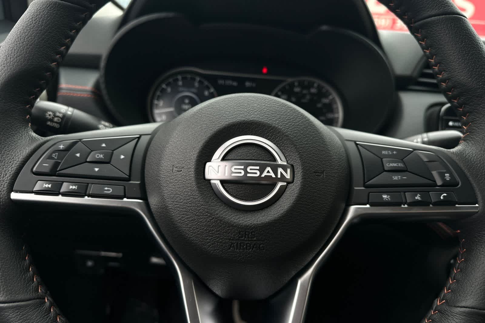 2025 Nissan Versa SR 25