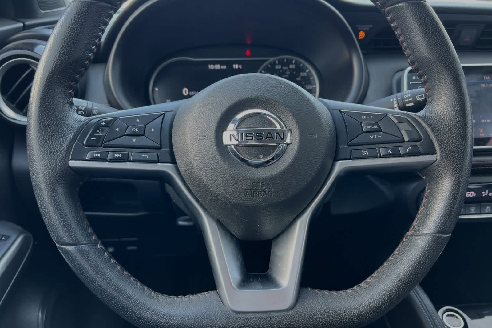 2019 Nissan Kicks SR 26