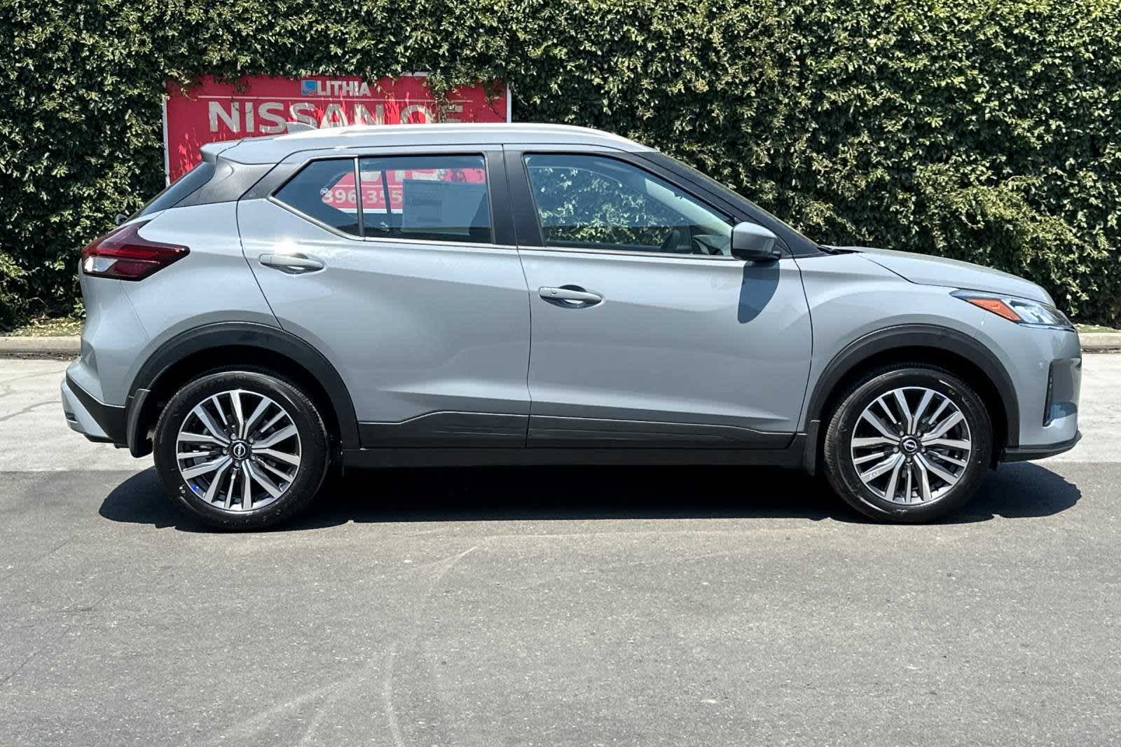 2024 Nissan Kicks SV 9