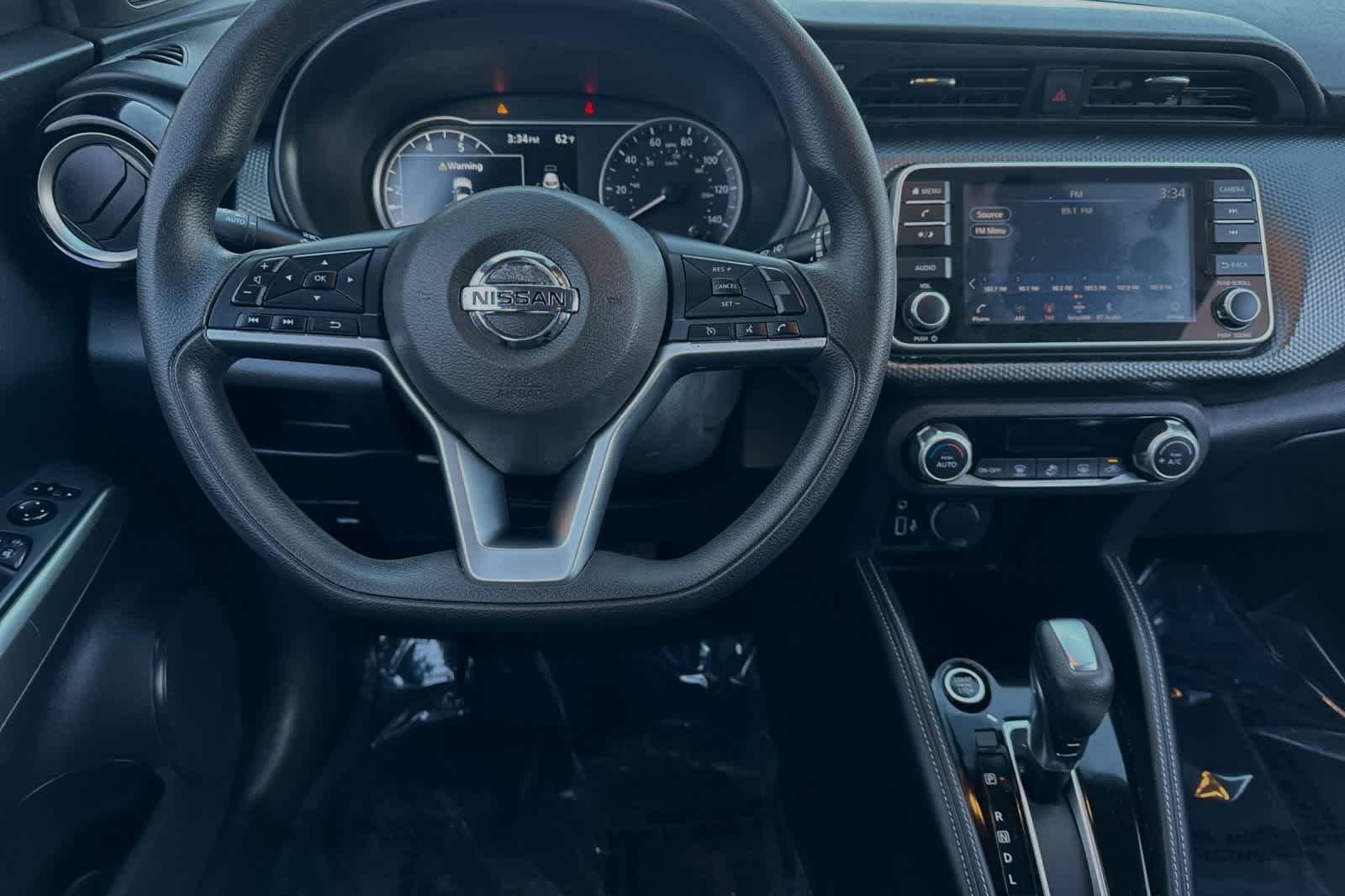 2020 Nissan Kicks SV 17