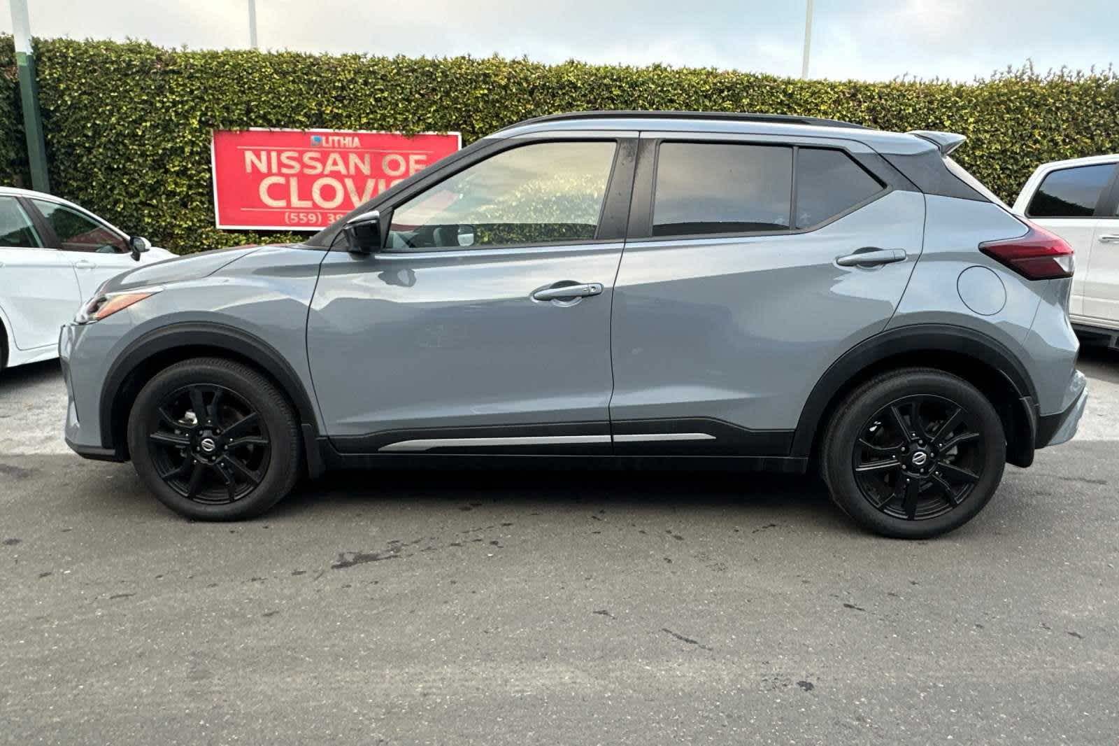 2021 Nissan Kicks SR 6