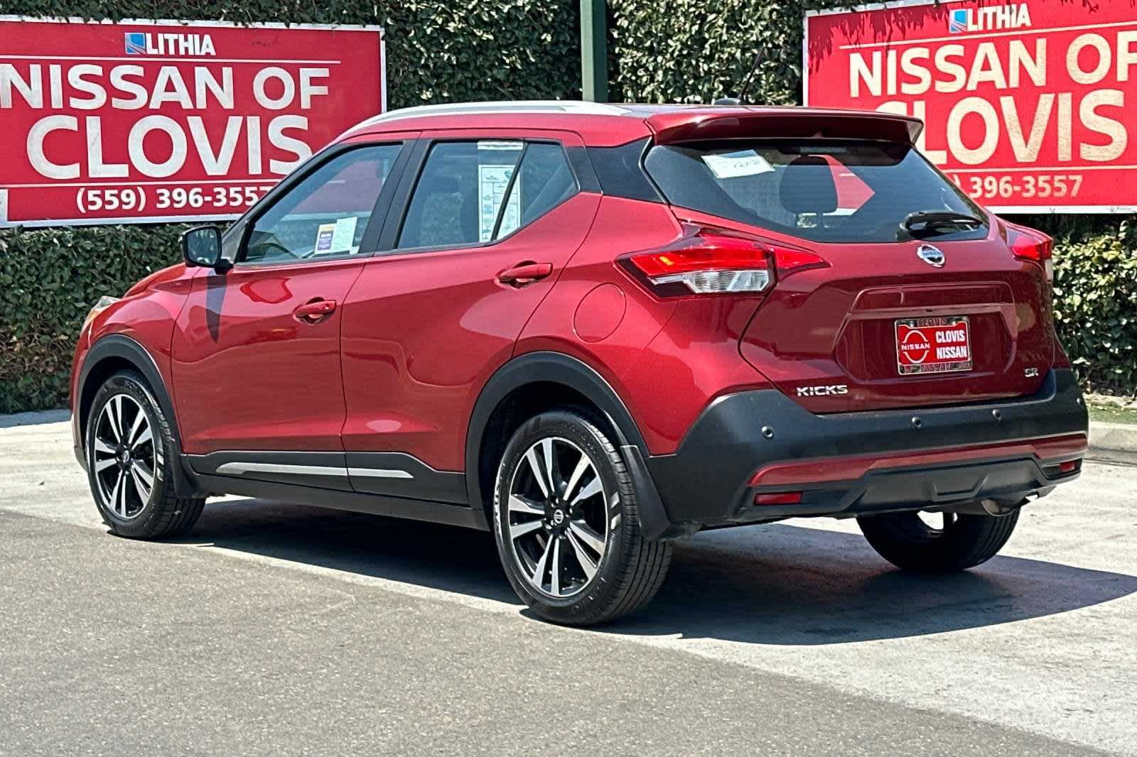 2020 Nissan Kicks SR 8