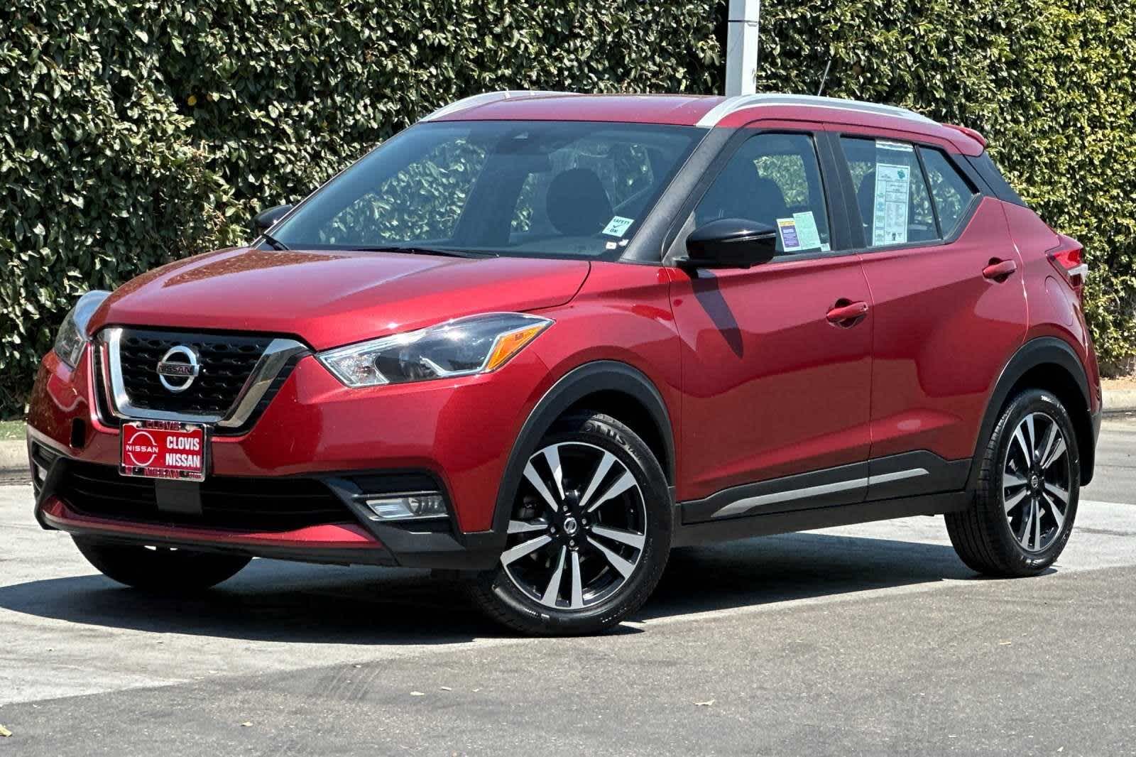 2020 Nissan Kicks SR 2