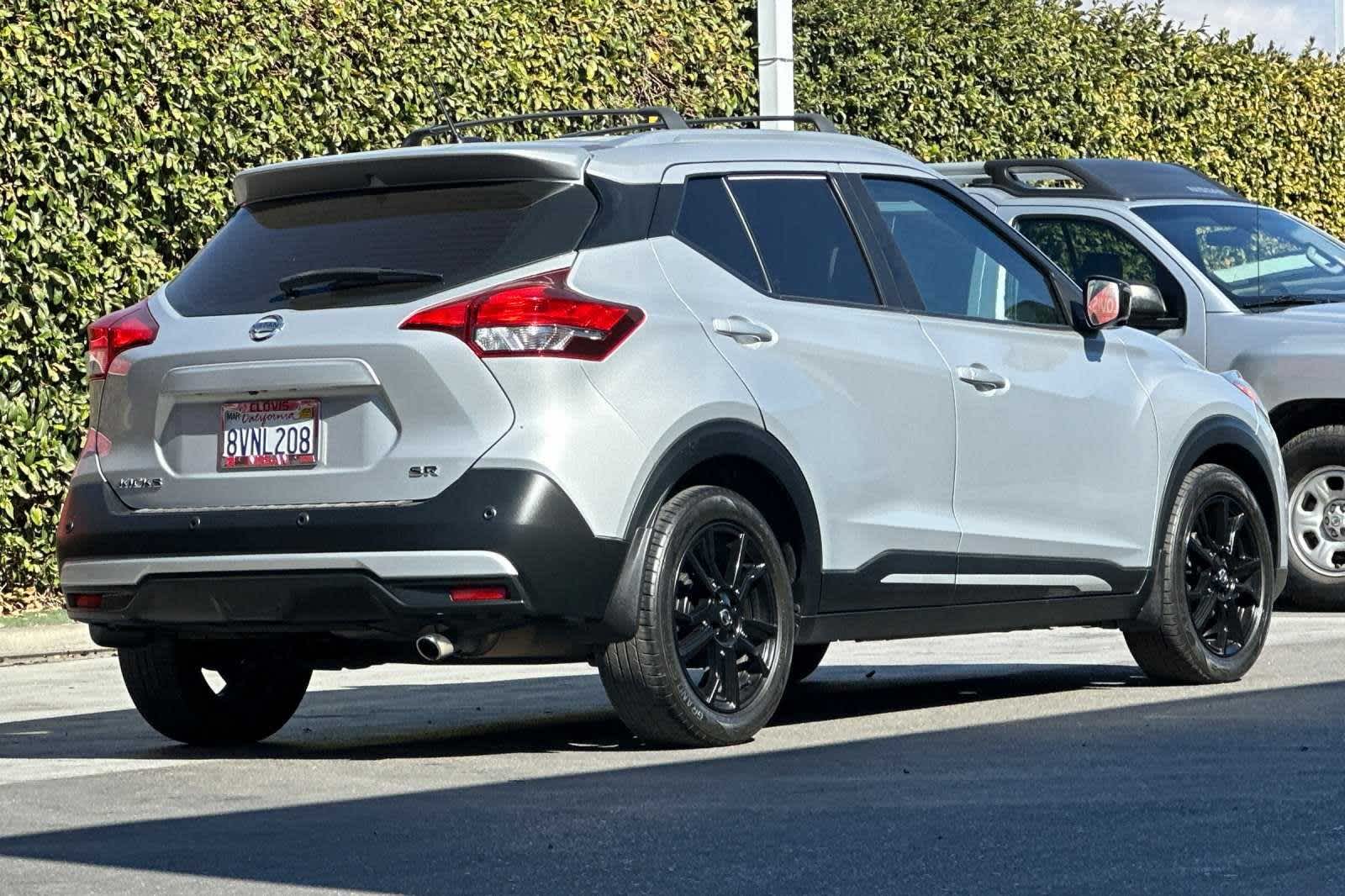 2020 Nissan Kicks SR 3