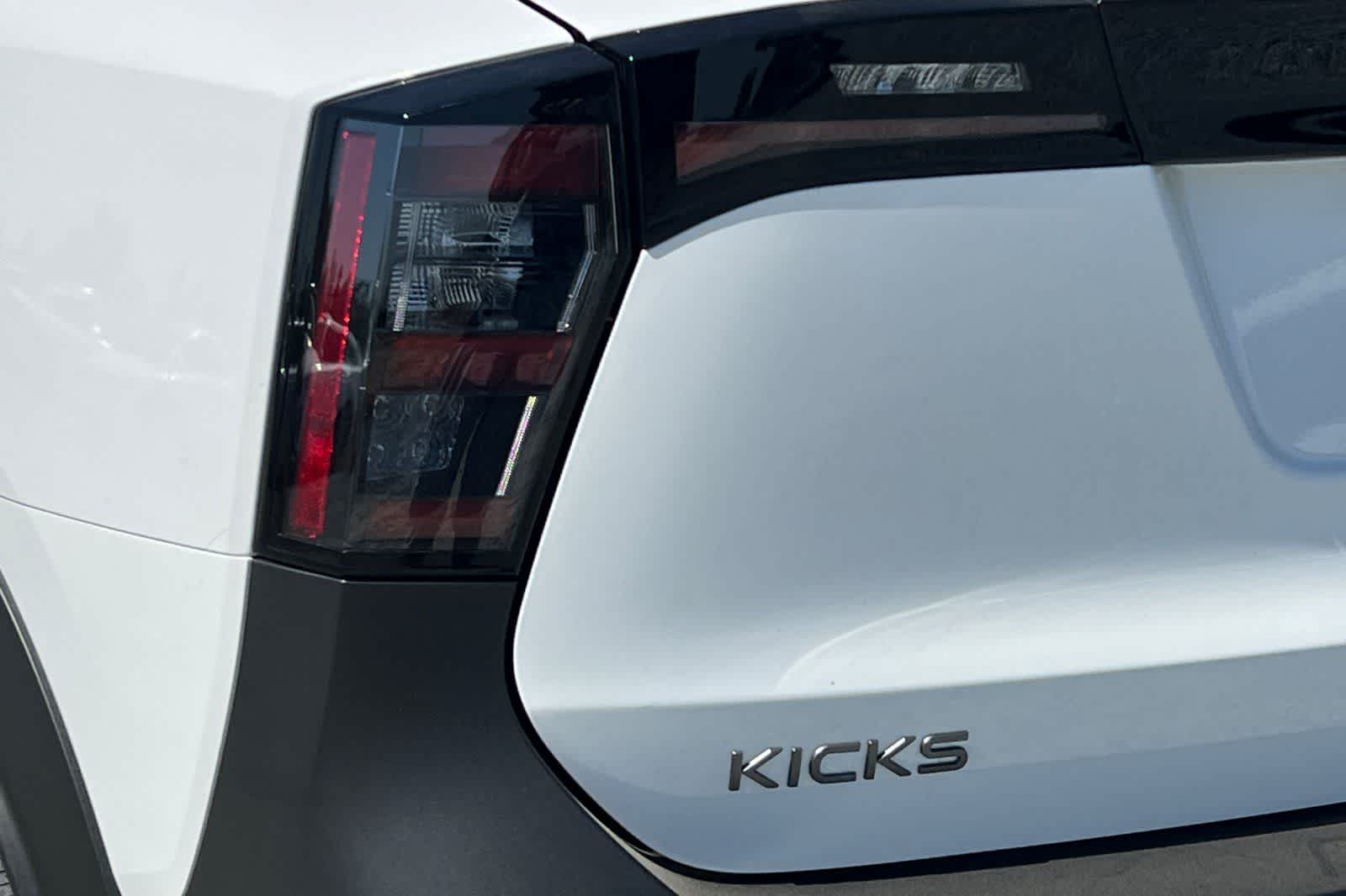2026 Nissan KICKS SV - Photo 33