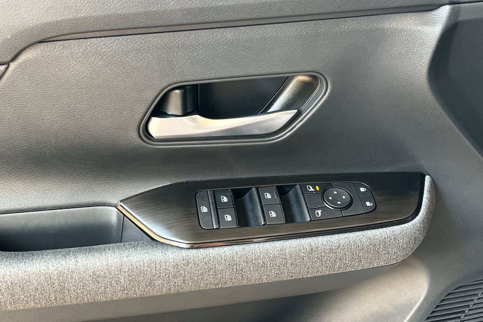 2026 Nissan KICKS SV - Photo 13