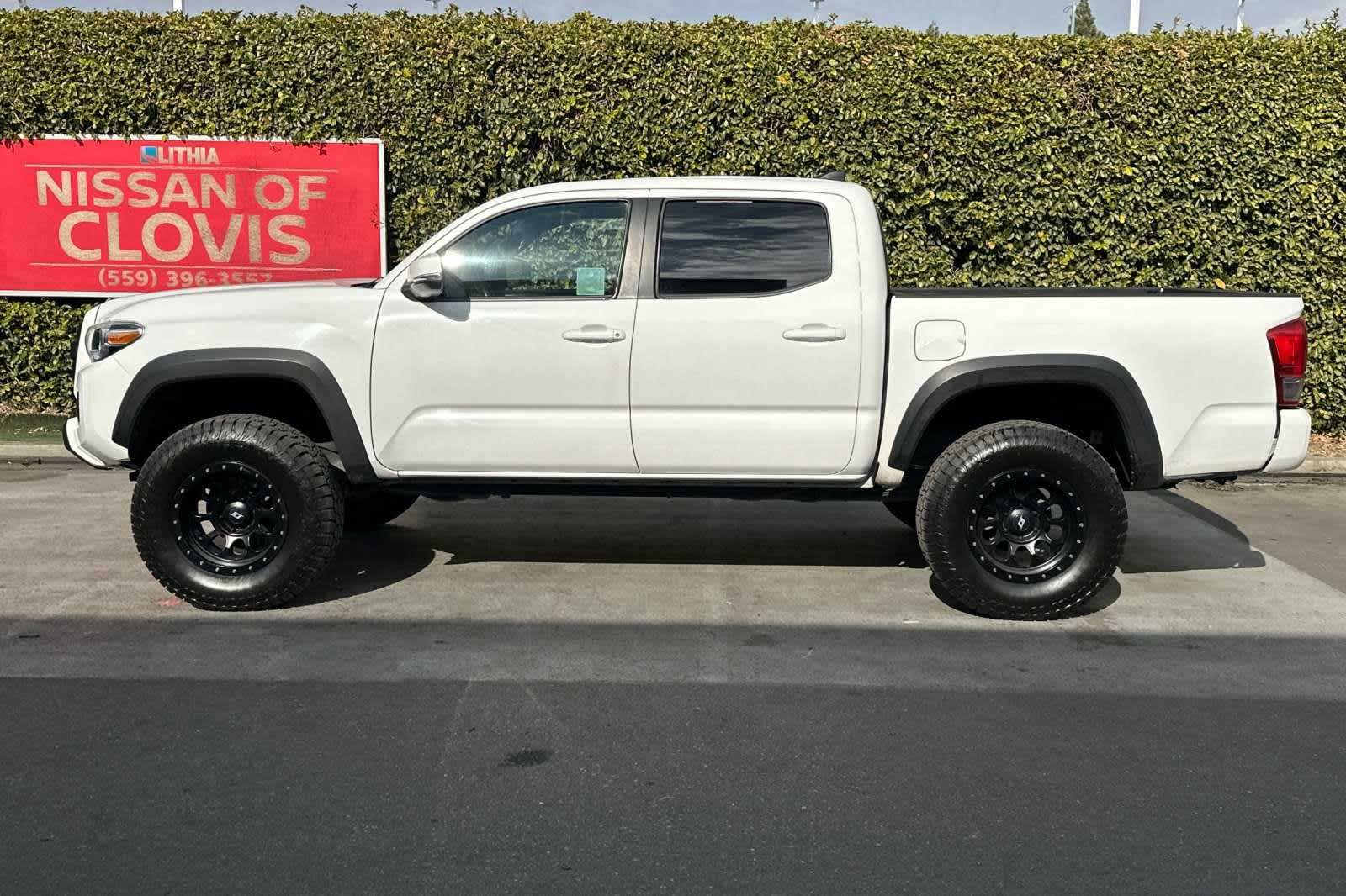 2017 Toyota Tacoma TRD Off Road Double Cab 5 Bed V6 4x2 AT 6