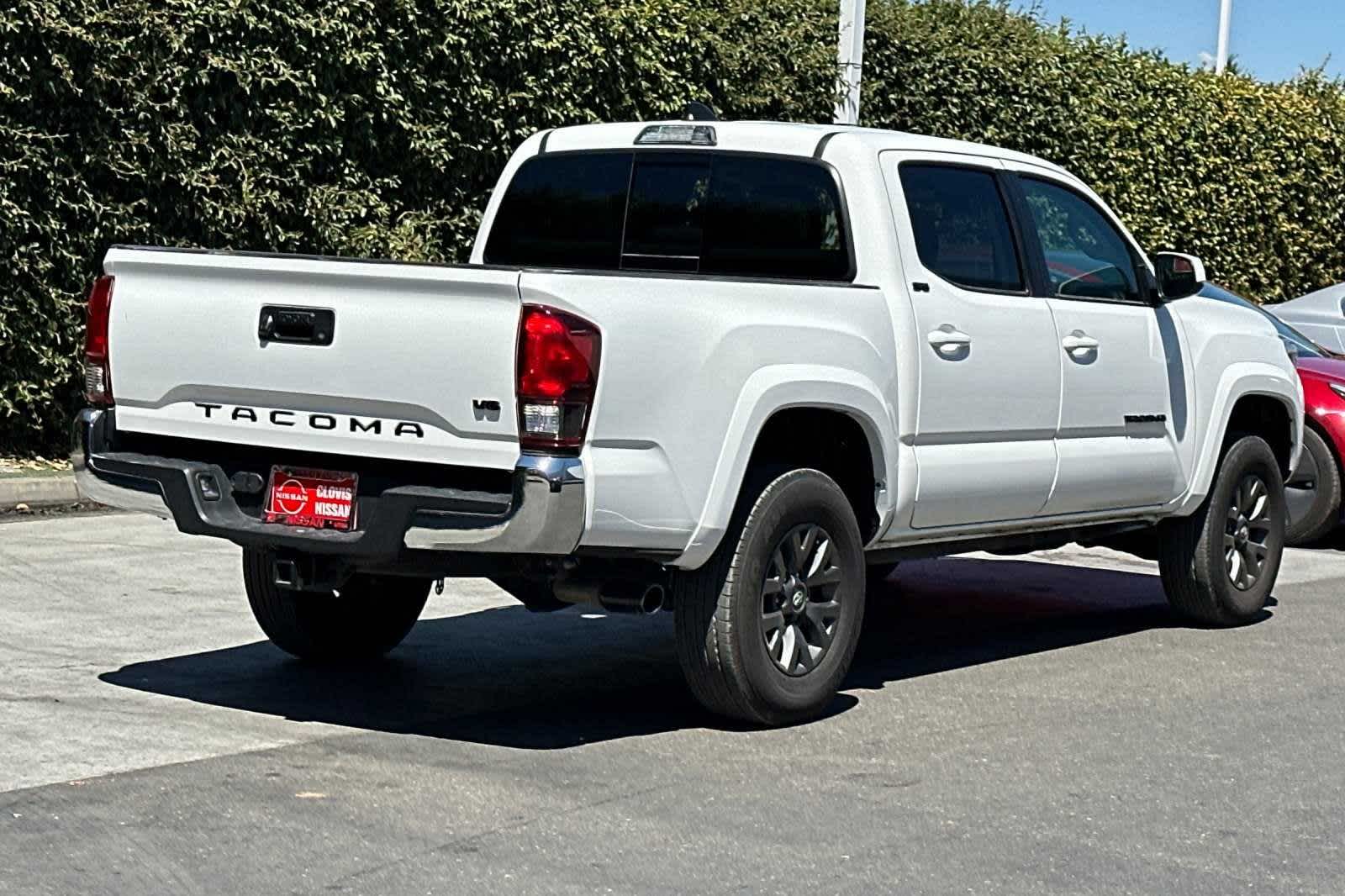 2022 Toyota Tacoma SR5 Double Cab 5 Bed V6 AT 3