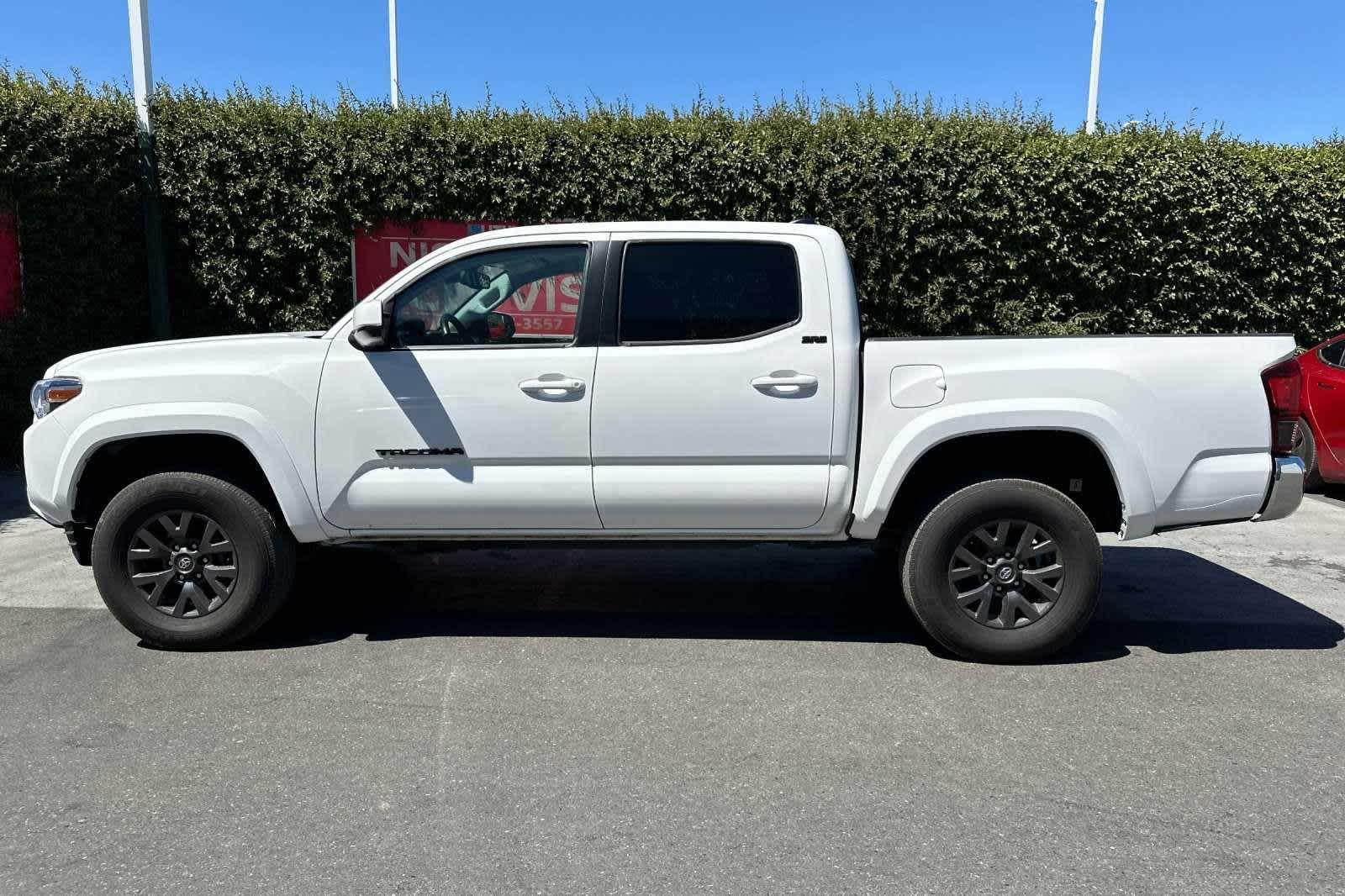 2022 Toyota Tacoma SR5 Double Cab 5 Bed V6 AT 6