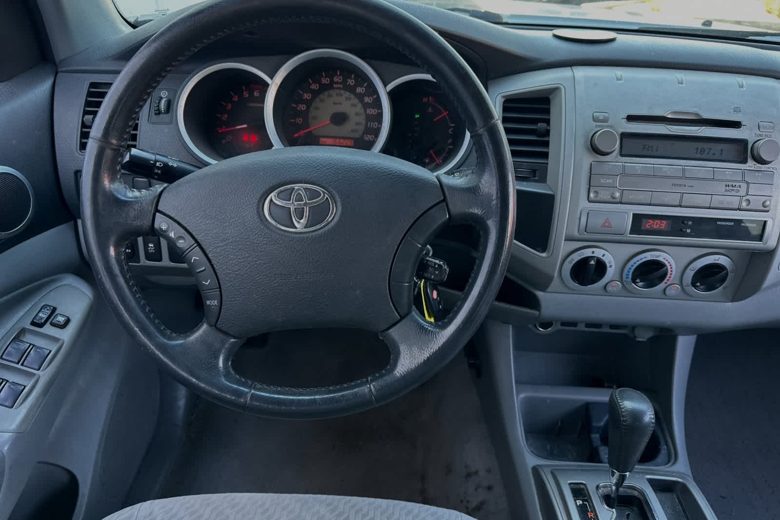 2010 Toyota Tacoma PreRunner 2WD Double V6 AT 17