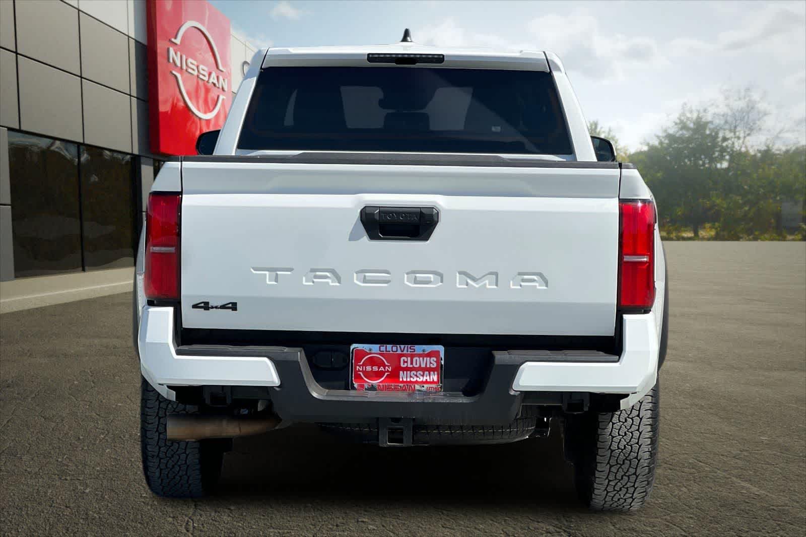 2025 Toyota Tacoma TRD Off Road - Photo 8