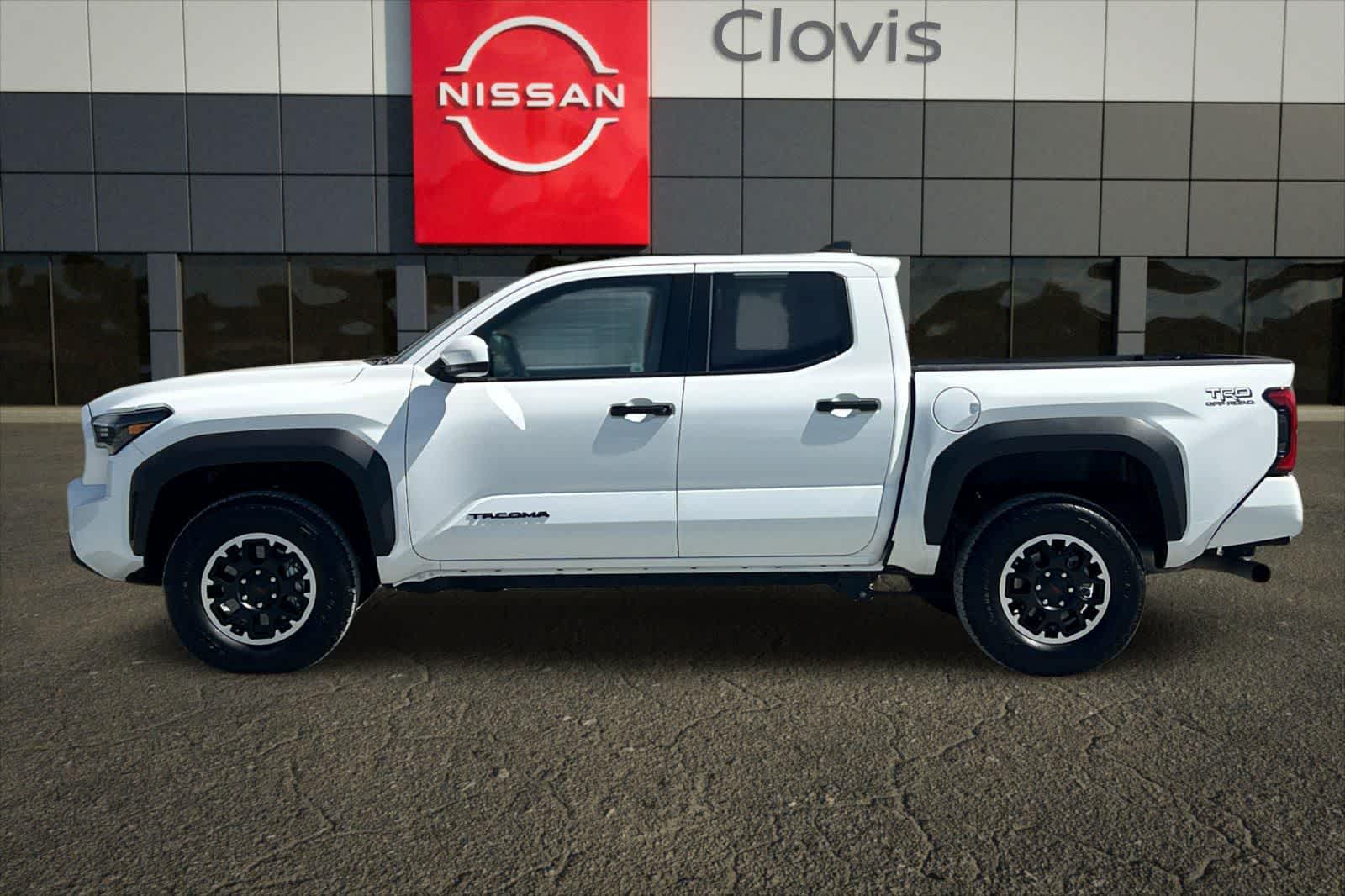 2025 Toyota Tacoma TRD Off Road - Photo 6
