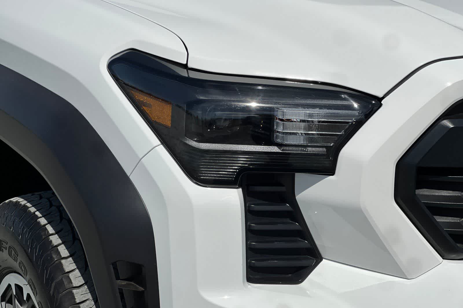 2025 Toyota Tacoma TRD Off Road - Photo 30