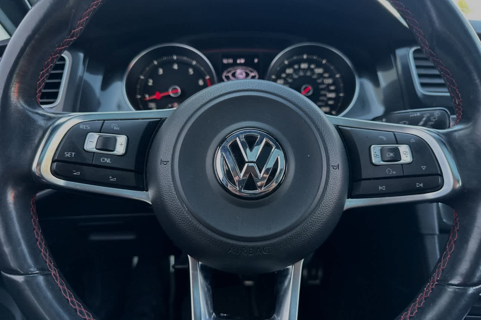 2015 Volkswagen Golf GTI Autobahn 24