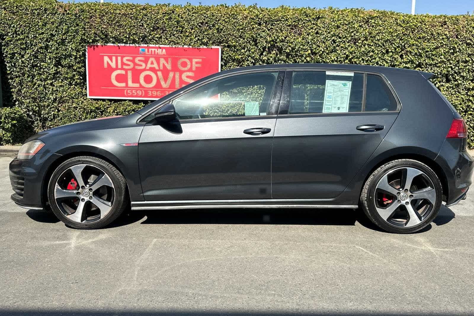 2015 Volkswagen Golf GTI Autobahn 6