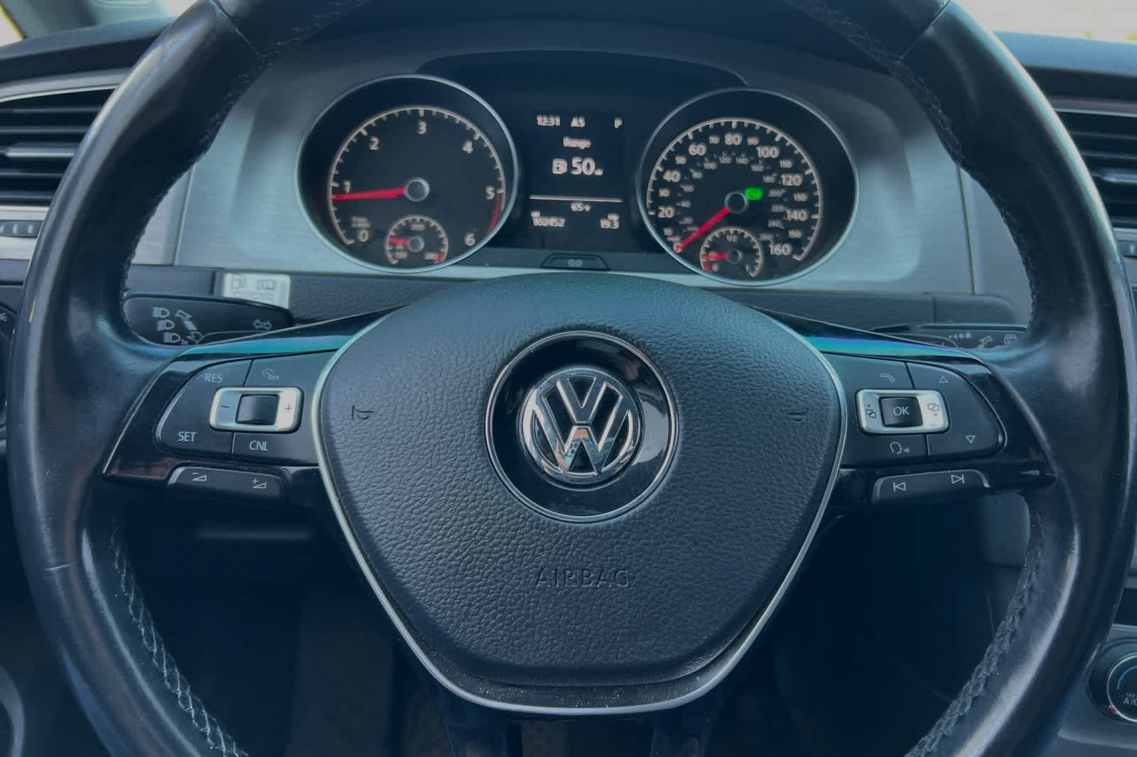 2015 Volkswagen Golf SportWagen TDI S 25