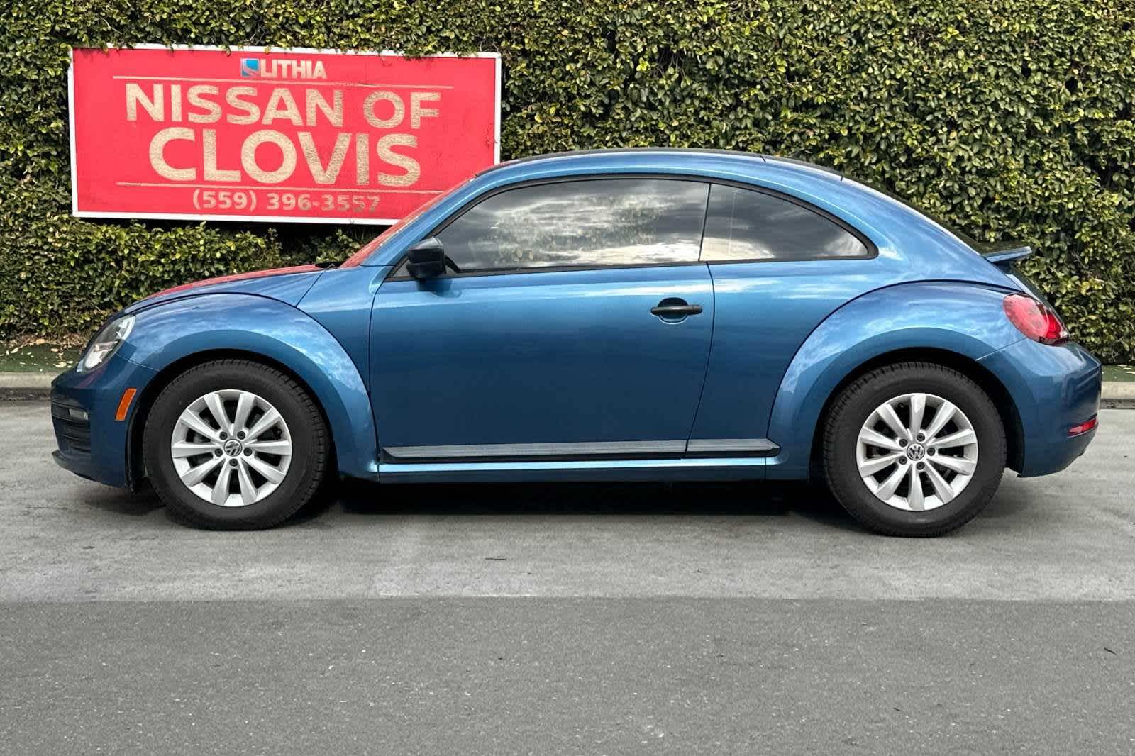 2017 Volkswagen Beetle 1.8T S 6