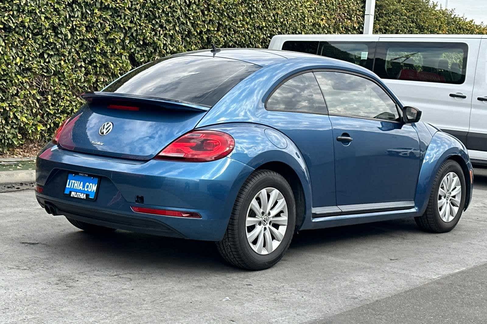 2017 Volkswagen Beetle 1.8T S 3