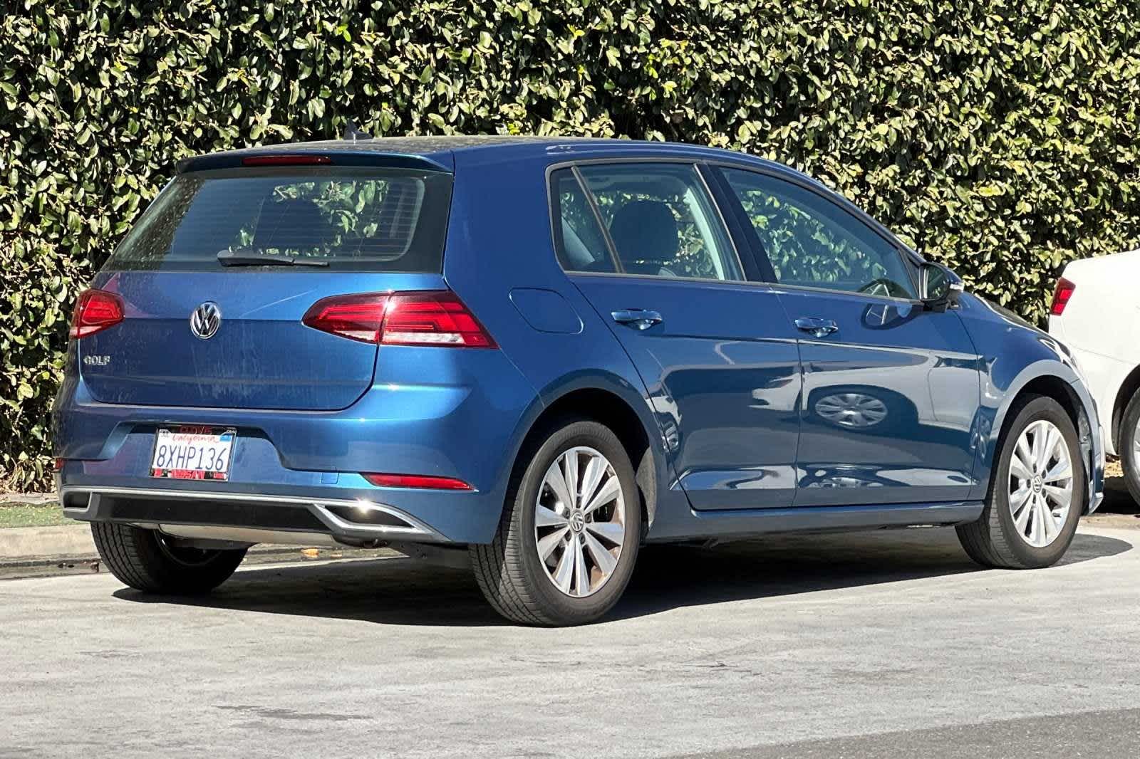 2021 Volkswagen Golf TSI 3