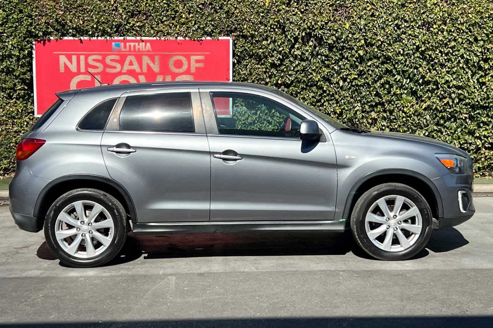 2015 Mitsubishi Outlander Sport SE 9