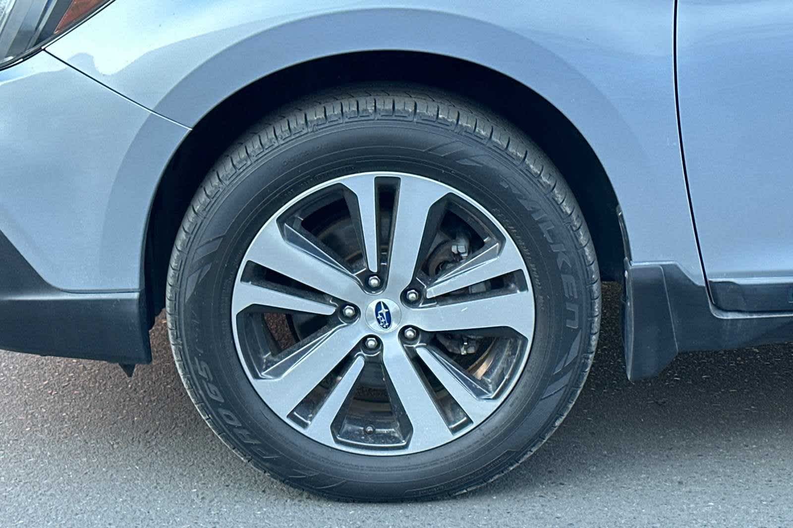 2018 Subaru Outback Limited 12