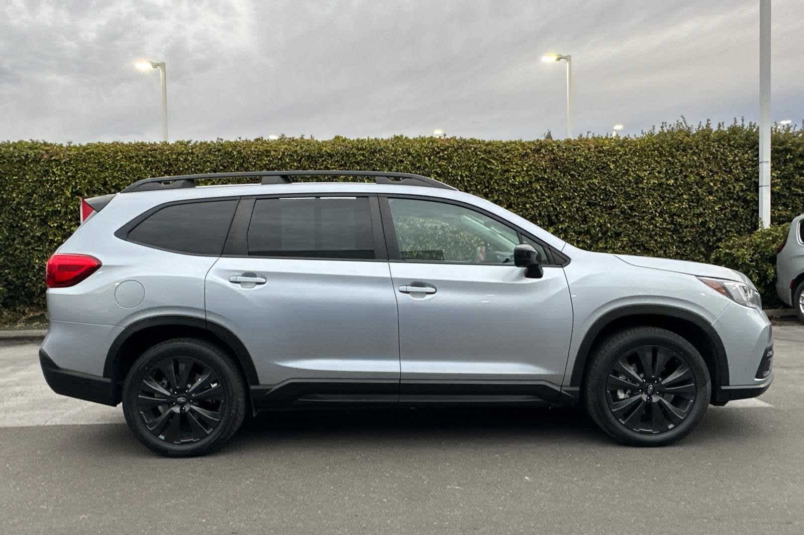 2022 Subaru Ascent Onyx Edition 9