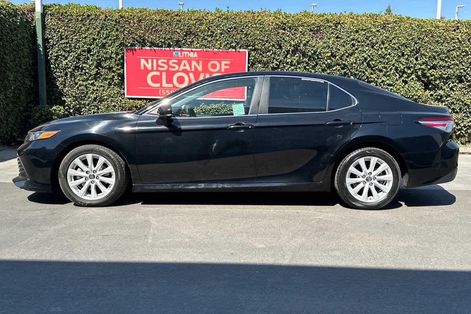 2019 Toyota Camry LE 7