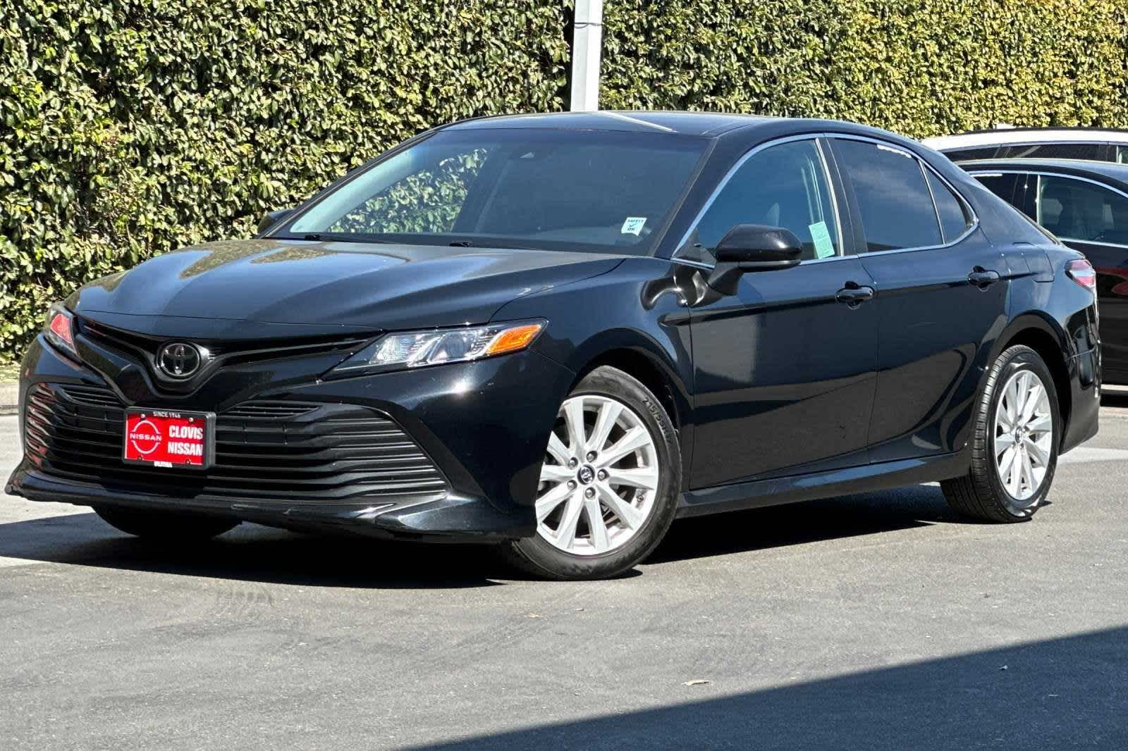 2019 Toyota Camry LE 2